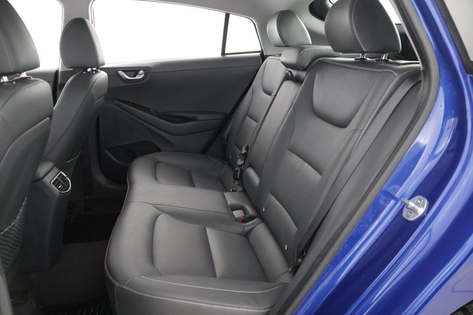 HYUNDAI IONIQ ELECTRIC 2019 28kWh Premium Plus - * Adapt.Vakkari / Blis / P-Kamera / Ilmastoidut etuistuimet / Lane assist *