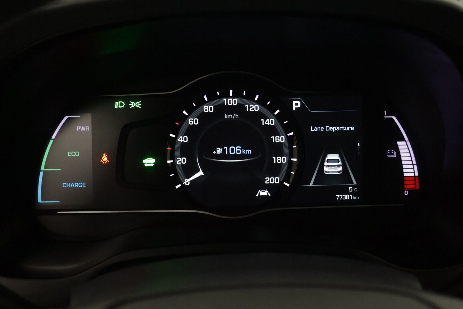 HYUNDAI IONIQ ELECTRIC 2019 28kWh Premium Plus - * Adapt.Vakkari / Blis / P-Kamera / Ilmastoidut etuistuimet / Lane assist *