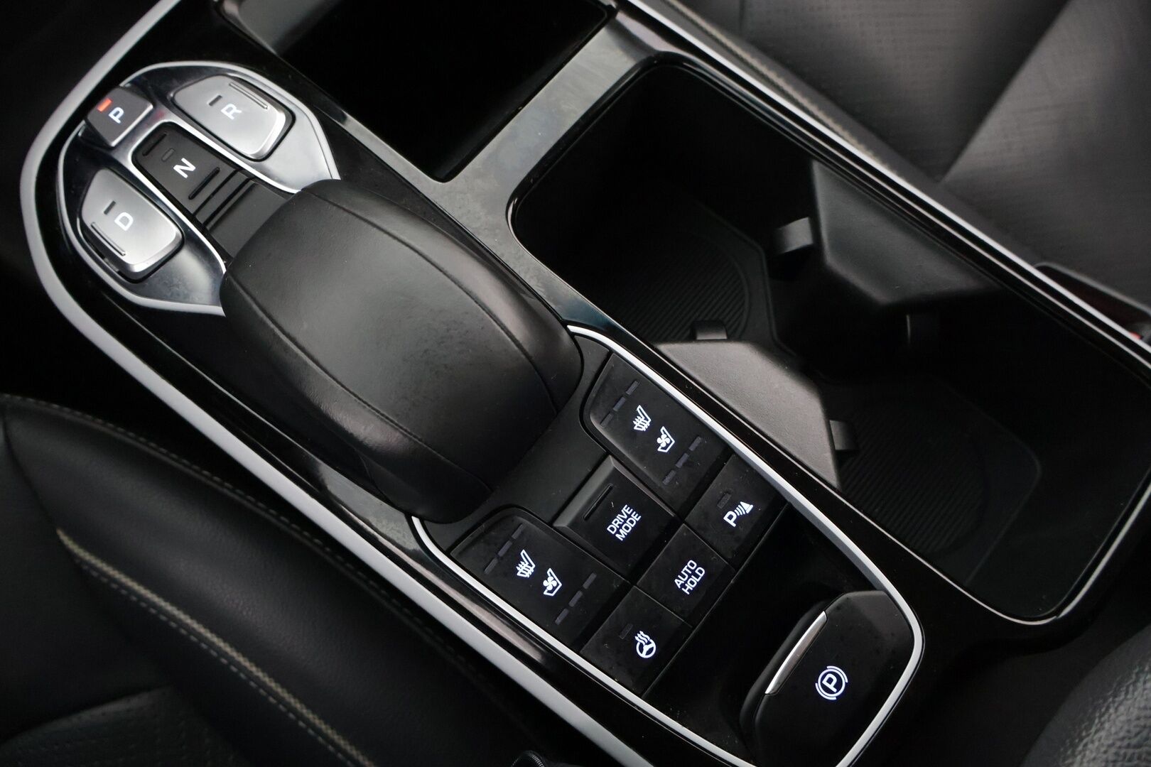 HYUNDAI IONIQ ELECTRIC 2019 28kWh Premium Plus - * Adapt.Vakkari / Blis / P-Kamera / Ilmastoidut etuistuimet / Lane assist *