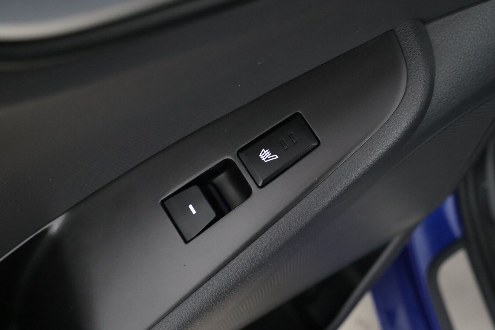 HYUNDAI IONIQ ELECTRIC 2019 28kWh Premium Plus - * Adapt.Vakkari / Blis / P-Kamera / Ilmastoidut etuistuimet / Lane assist *