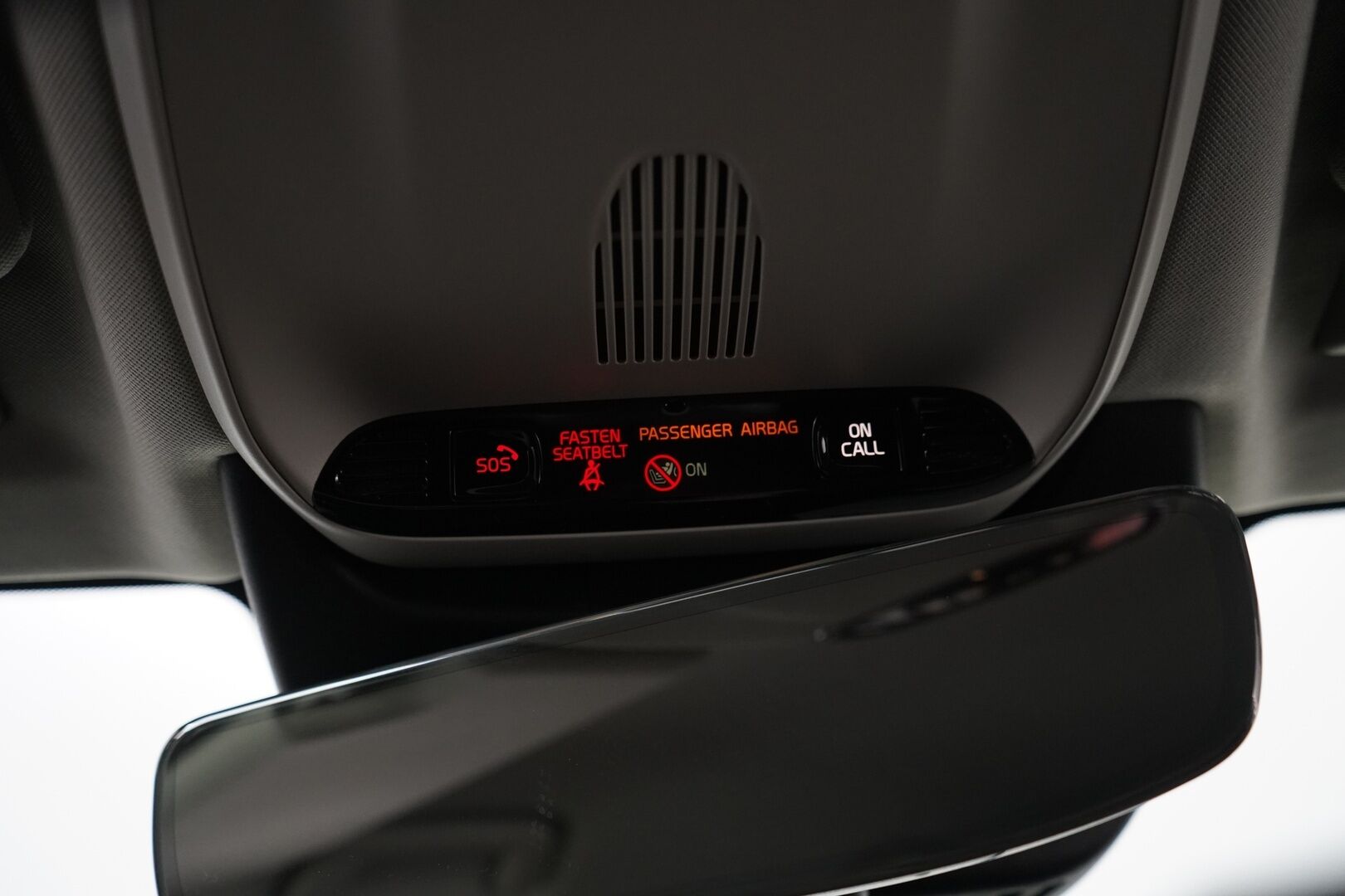 Volvo V90 2018 T8 AWD Momentum aut *Webasto / Adapt. vak / Koukku / Keyless / Sähkökontti* - Jakohihna vaihdettu / Merkkihuollettu / Viimeisin huolto 162tkm