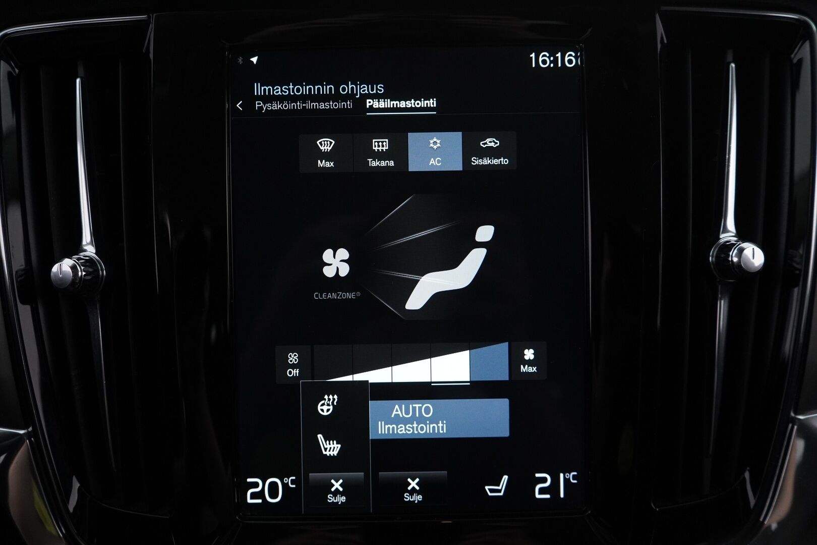 Volvo V90 2018 T8 AWD Momentum aut *Webasto / Adapt. vak / Koukku / Keyless / Sähkökontti* - Jakohihna vaihdettu / Merkkihuollettu / Viimeisin huolto 162tkm