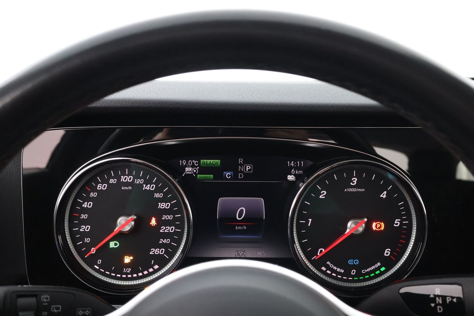 MERCEDES-BENZ E 2020 300 de A Business Avantgarde Edition EQ Power * Distronic+ / Peruutuskamera / Vetokoukku / Puolinahkasisusta / Sähköpenkit - 2x Renkaat alkuperäisvantein / Juuri tullut Tampereelle!