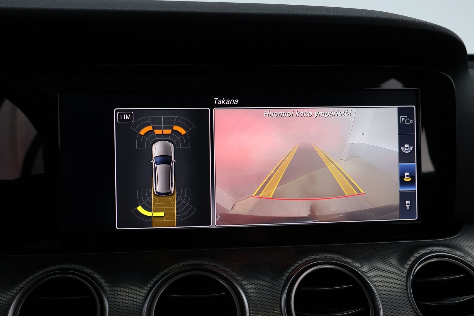 MERCEDES-BENZ E 2020 300 de A Business Avantgarde Edition EQ Power * Distronic+ / Peruutuskamera / Vetokoukku / Puolinahkasisusta / Sähköpenkit - 2x Renkaat alkuperäisvantein / Juuri tullut Tampereelle!