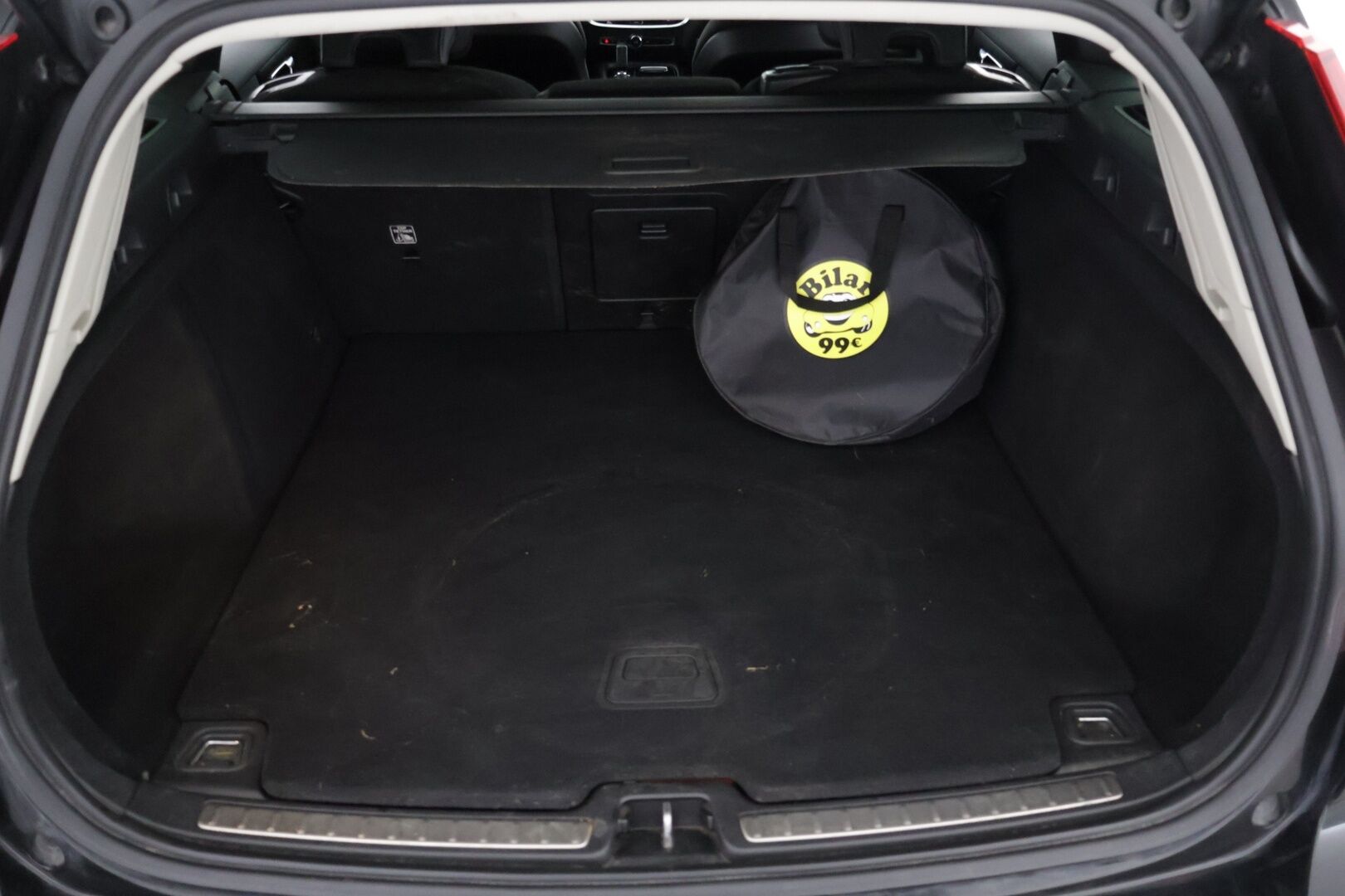 Volvo V60 2020 T6 Twin Engine AWD Momentum Advanced Edition aut -  | ACC | Webasto | VOC | AppleCarPlay | Kamera | Vetokoukku | Full-LED | Digimittaristo | Keyless |