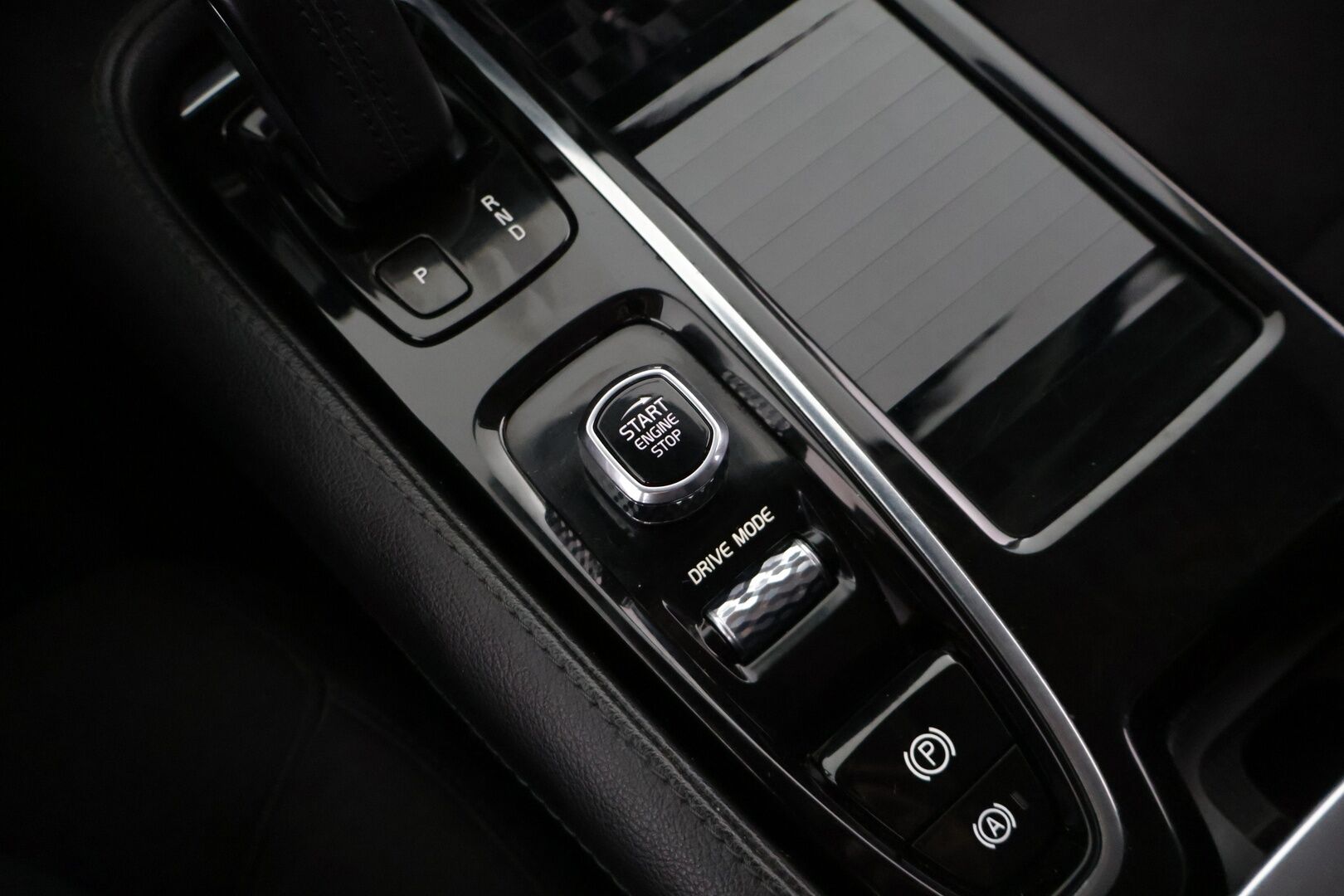 Volvo V60 2020 T6 Twin Engine AWD Momentum Advanced Edition aut -  | ACC | Webasto | VOC | AppleCarPlay | Kamera | Vetokoukku | Full-LED | Digimittaristo | Keyless |