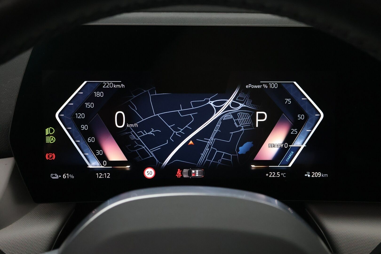 BMW iX1 2023 xDrive30 - 3,99 % KORKOTARJOUS TÄHÄN AUTOON - Adapt.vakkari / Harman&Kardon / HUD / Vetokoukku / 360° kamera / Muistipenkki / Adapt.LED / Juuri saapunut!