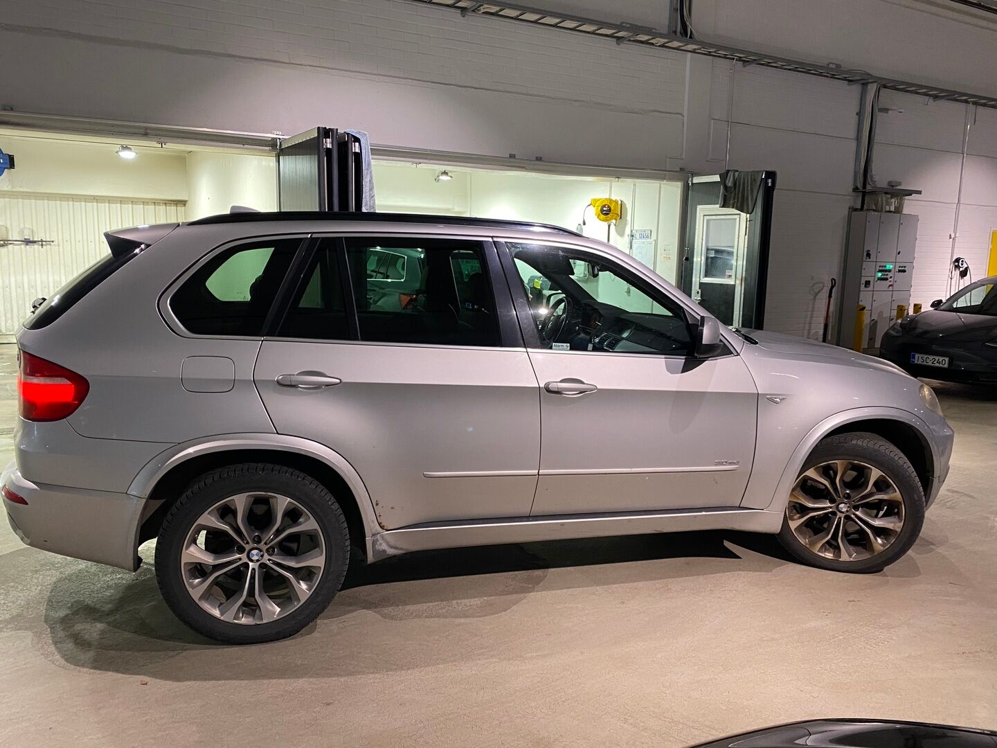 BMW X5 2008 xDrive 35D M-Sport - YritysOutlet - Myydään vain yrityksille - | Comfort-penkit | HiFit | Lohkolämmitin | Koukku | M-sport | 