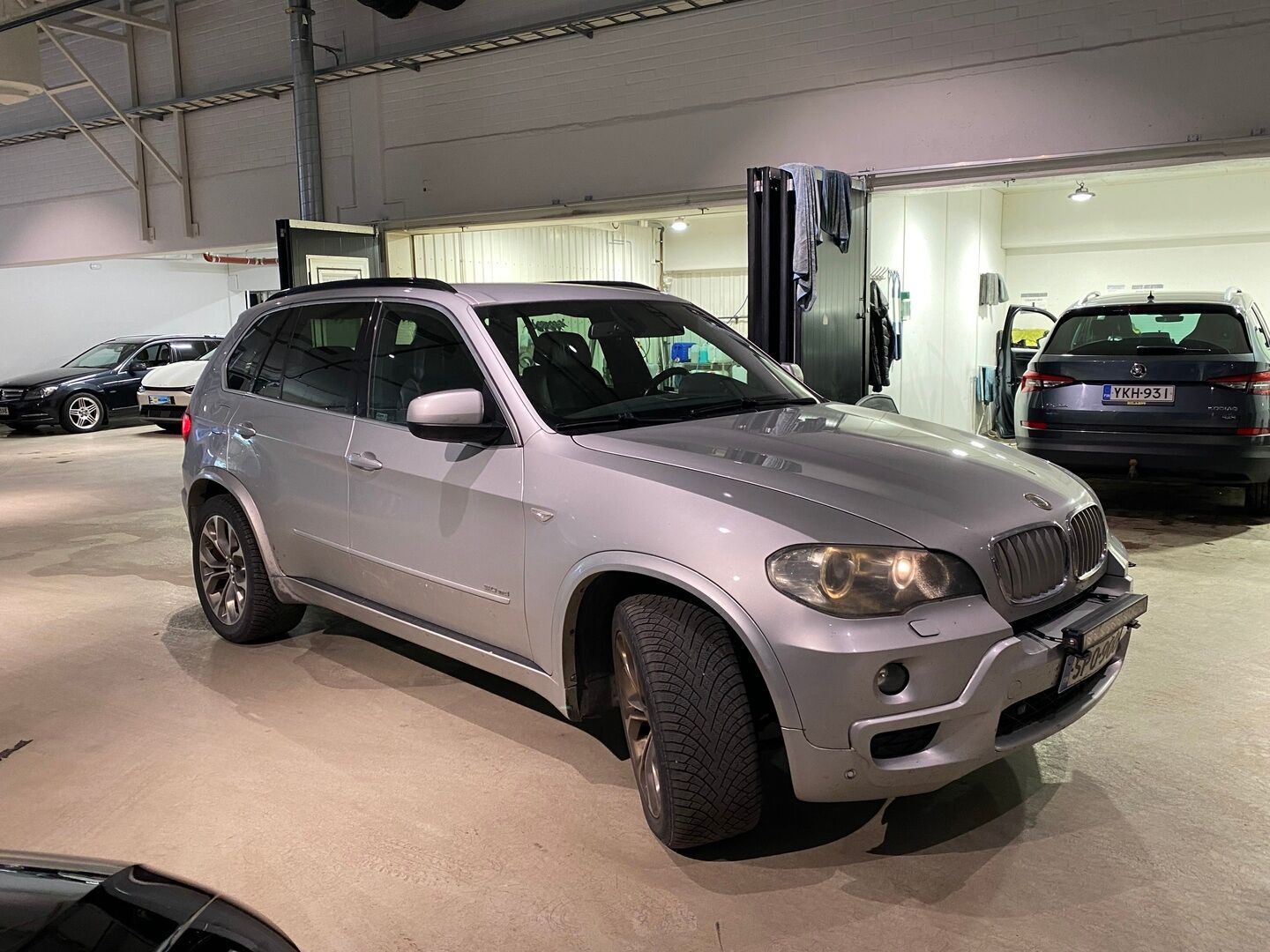 BMW X5 2008 xDrive 35D M-Sport - YritysOutlet - Myydään vain yrityksille - | Comfort-penkit | HiFit | Lohkolämmitin | Koukku | M-sport | 