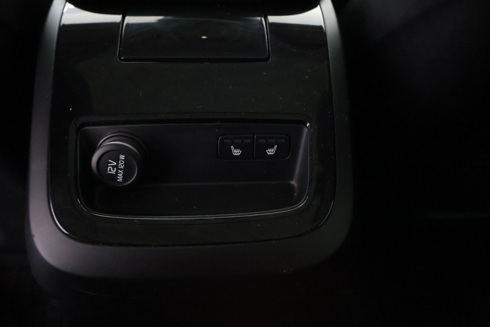 Volvo V90 2020 T8 TwE AWD Momentum aut - | Juuri katsastettu | Akku kuntotarkastettu | ACC | Pilot Assist | Panorama | Carplay | Koukku | 2x renkaat | - KORKO VAIN 3,99 %