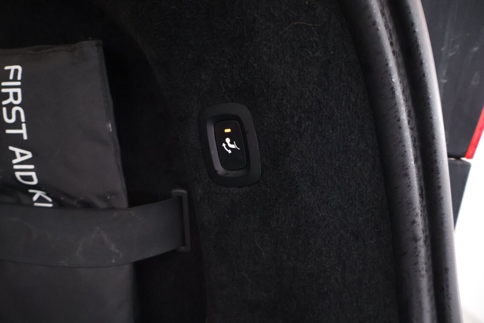 Volvo V90 2020 T8 TwE AWD Momentum aut - | Juuri katsastettu | Akku kuntotarkastettu | ACC | Pilot Assist | Panorama | Carplay | Koukku | 2x renkaat | - KORKO VAIN 3,99 %
