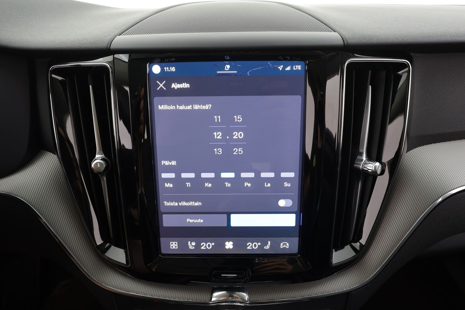 Volvo XC60 2024 T6 AWD Long Range Plus Dark aut - | Pilot assist | Koukku | Webasto | Muistipenkit | Panorama | Sporttinahat | P.Kamera | High Performance audio | Keyless | 1.Om Suomi-auto | Kahdet renkaat | Merkkihuollettu |