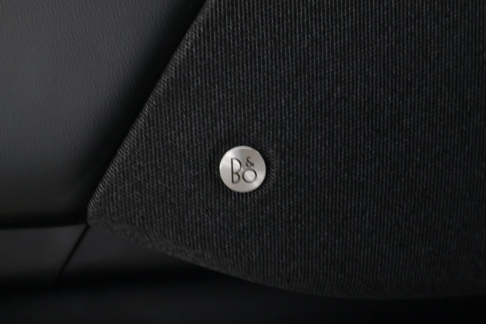 Ford Mustang 2022 75kWh 269hv AWD 5-ovinen / Tech Pack / Acc / Nahkasisusta / B&O / Merkkihuollettu / - *Tästä Komea perheauto hyvillä varusteilla ja pienillä kilsoilla!*