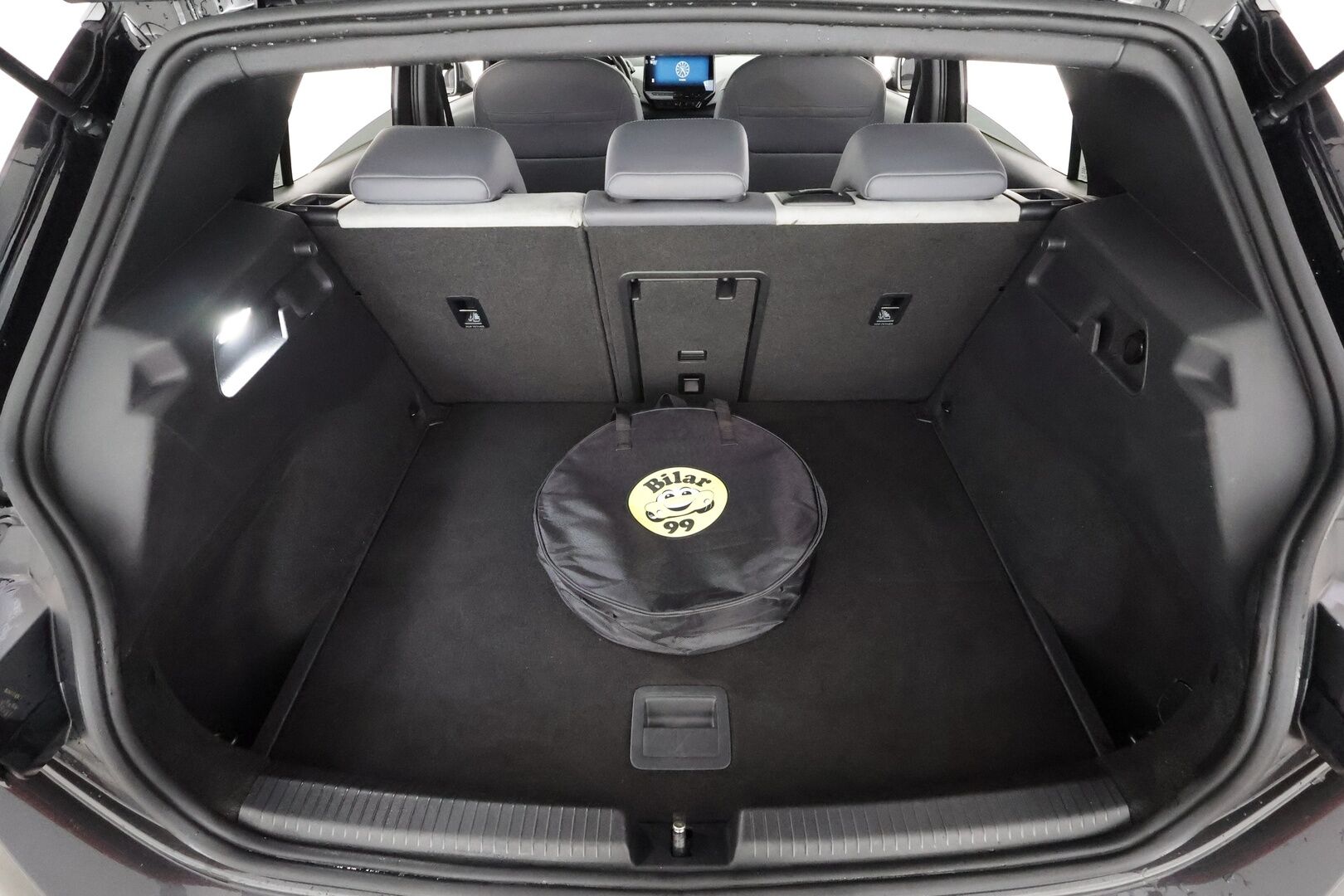 Volkswagen ID.3 2021 1ST Max 150 kW, akku 58 kWh - | ILP | Koukku | Lasikatto | ACC | Matrix-LED | P.Kamera | Hierovat Sporttipenkit | HUD | Kaistavahti | Navi | Keyless | Kahdet renkaat | 