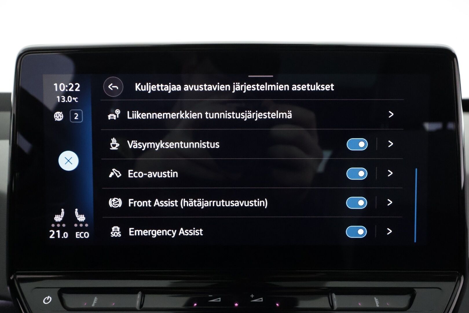 Volkswagen ID.3 2021 1ST Max 150 kW, akku 58 kWh - | ILP | Koukku | Lasikatto | ACC | Matrix-LED | P.Kamera | Hierovat Sporttipenkit | HUD | Kaistavahti | Navi | Keyless | Kahdet renkaat | 