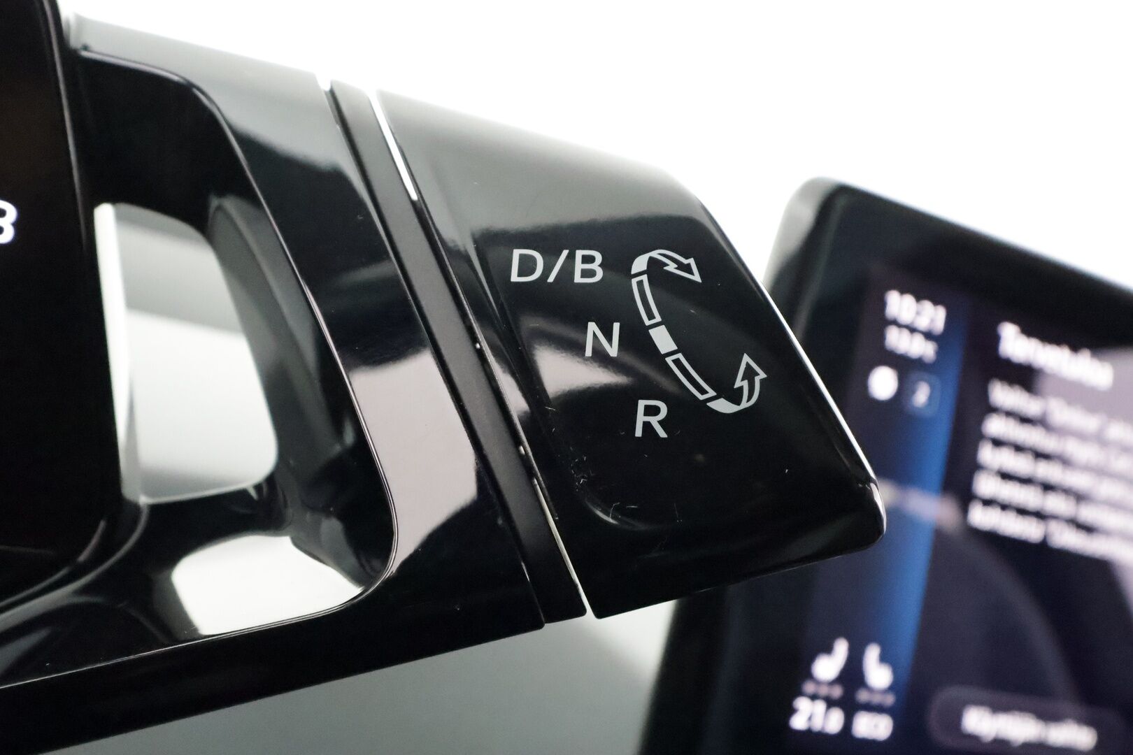 Volkswagen ID.3 2021 1ST Max 150 kW, akku 58 kWh - | ILP | Koukku | Lasikatto | ACC | Matrix-LED | P.Kamera | Hierovat Sporttipenkit | HUD | Kaistavahti | Navi | Keyless | Kahdet renkaat | 