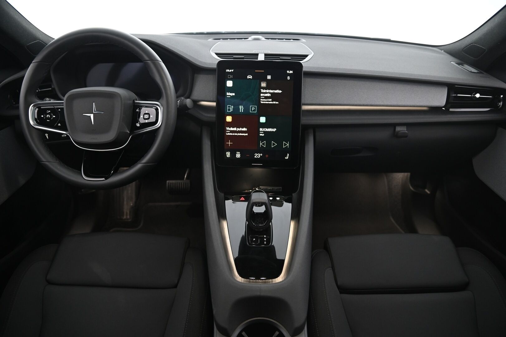 Polestar 2 2021 Performance Long Range Dual Motor 350kW, 78kWh *Pilot assist / H&K / ACC / 360 Kamera / Lasikatto / 2x Vanteet/ Koukku* - *Vetokoukku / Akku kuntotarkastettu / Kahdet renkaat vantein*