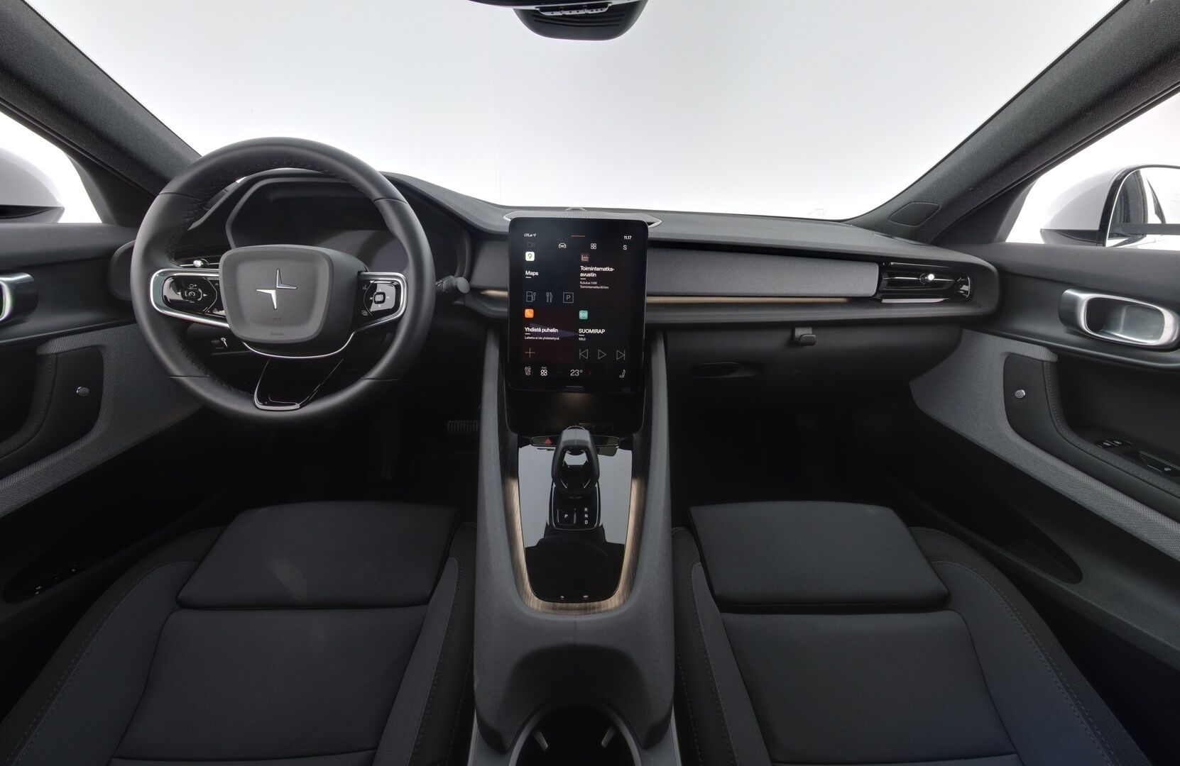 Polestar 2 2021 Performance Long Range Dual Motor 350kW, 78kWh *Pilot assist / H&K / ACC / 360 Kamera / Lasikatto / 2x Vanteet/ Koukku* - *Akkukuntotarkastettu / Kahdet renkaat vantein*