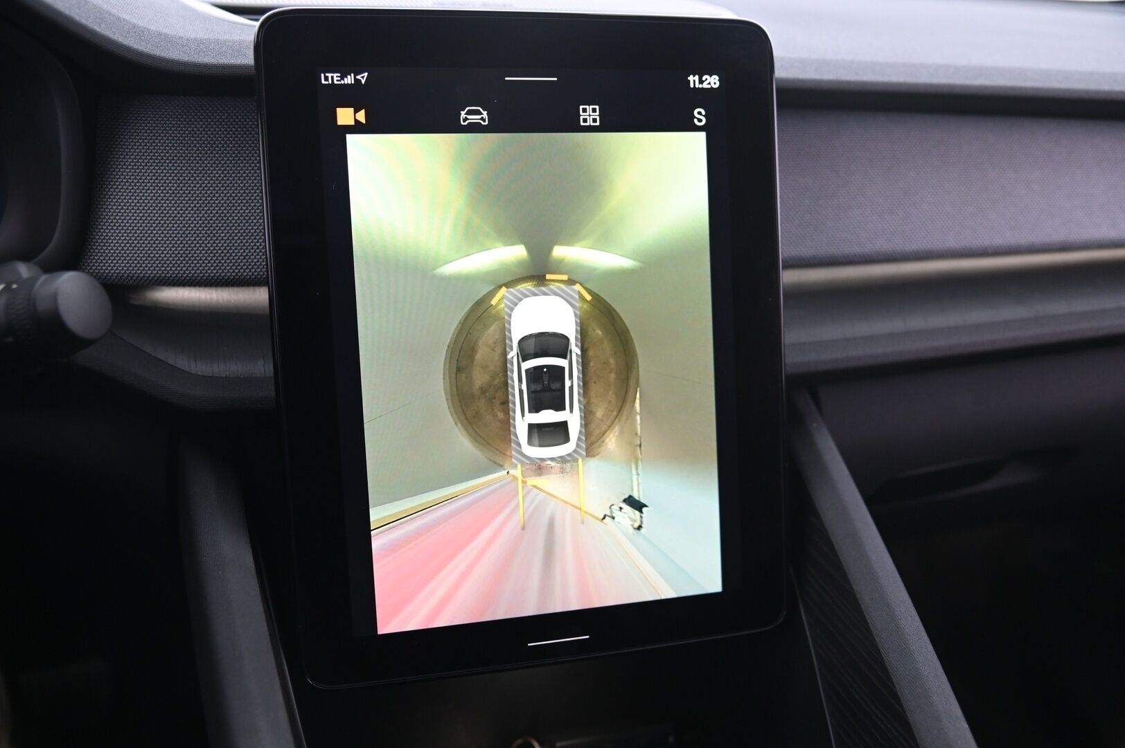 Polestar 2 2021 Performance Long Range Dual Motor 350kW, 78kWh *Pilot assist / H&K / ACC / 360 Kamera / Lasikatto / 2x Vanteet/ Koukku* - *Vetokoukku / Akku kuntotarkastettu / Kahdet renkaat vantein*