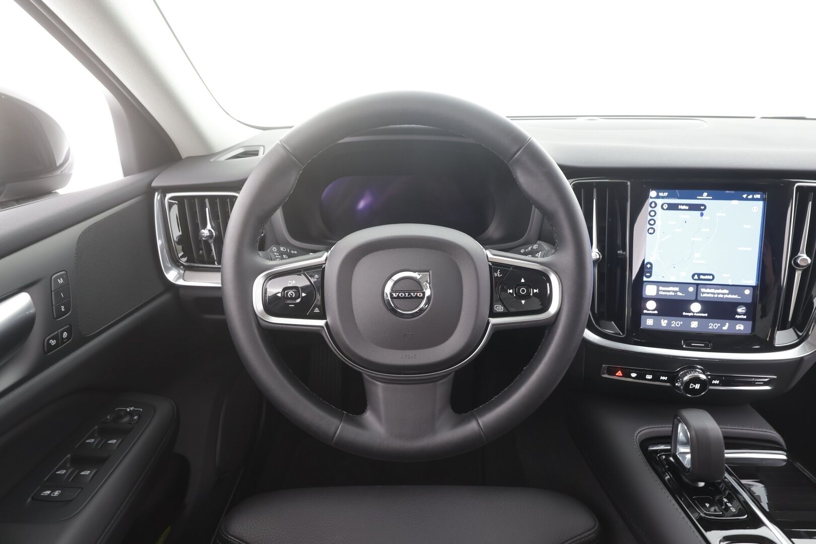Volvo V60 2024 T8 AWD Long Range High Performance Plus Dark aut - | Pilot assist | Koukku | Full LED | P.Kamera | Muistipenkit | High Performance audio | Keyless | Sporttinahat | Apple&Android | 1.Om Suomi-auto | Kahdet Renkaat | Merkkihuollettu |