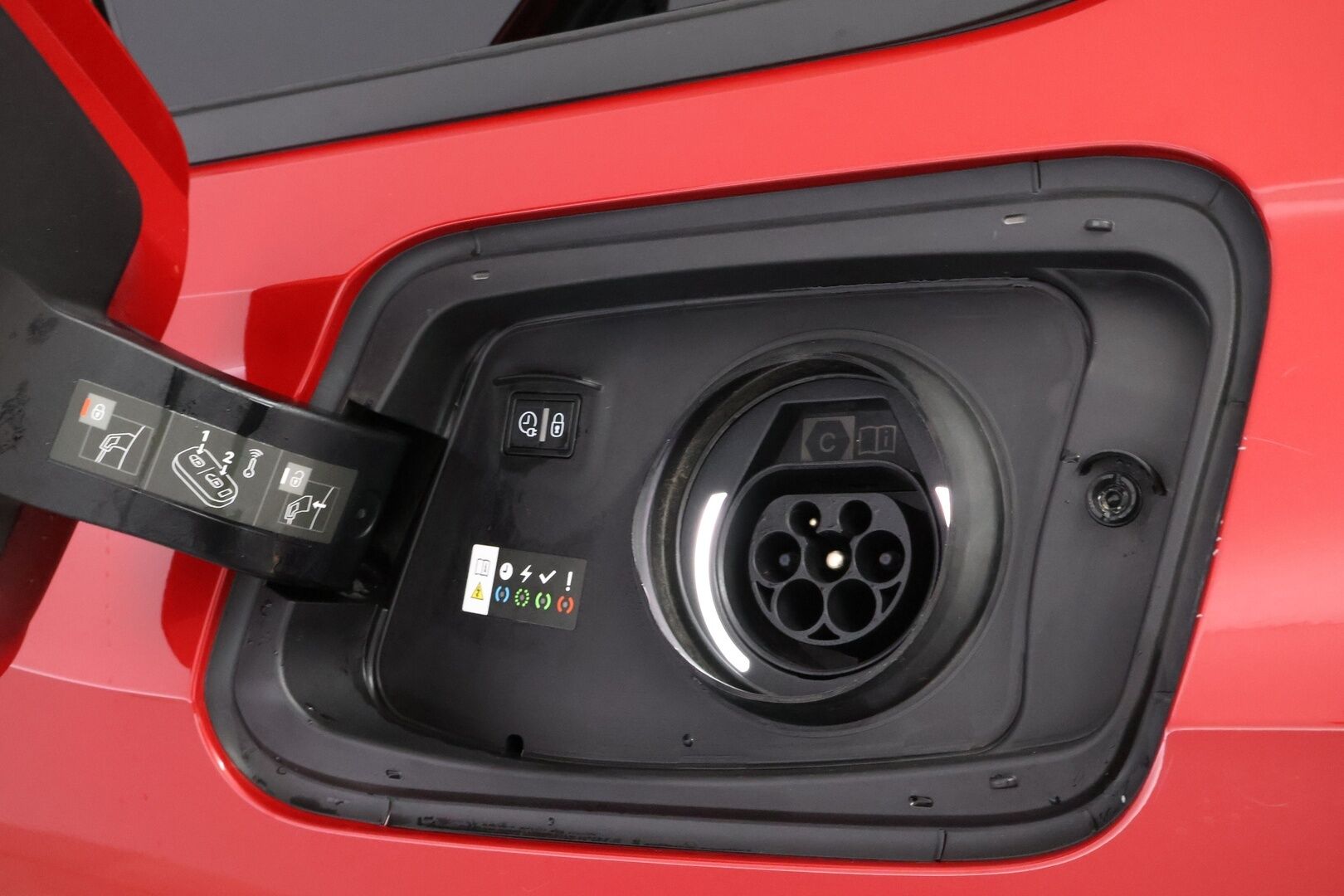 Opel Astra 2023 Executive Plug-in Hybrid 180 Sports Tourer Automaatti * Adapt.Vakkari / 360-Kamera / Vetokoukku / Matrix LED / Puolinahkasisusta - Suomiauto / Merkkihuollot / Juuri tullut Tampereelle! - HULLU BLACKWEEK KORKOTARJOUS 2,49%