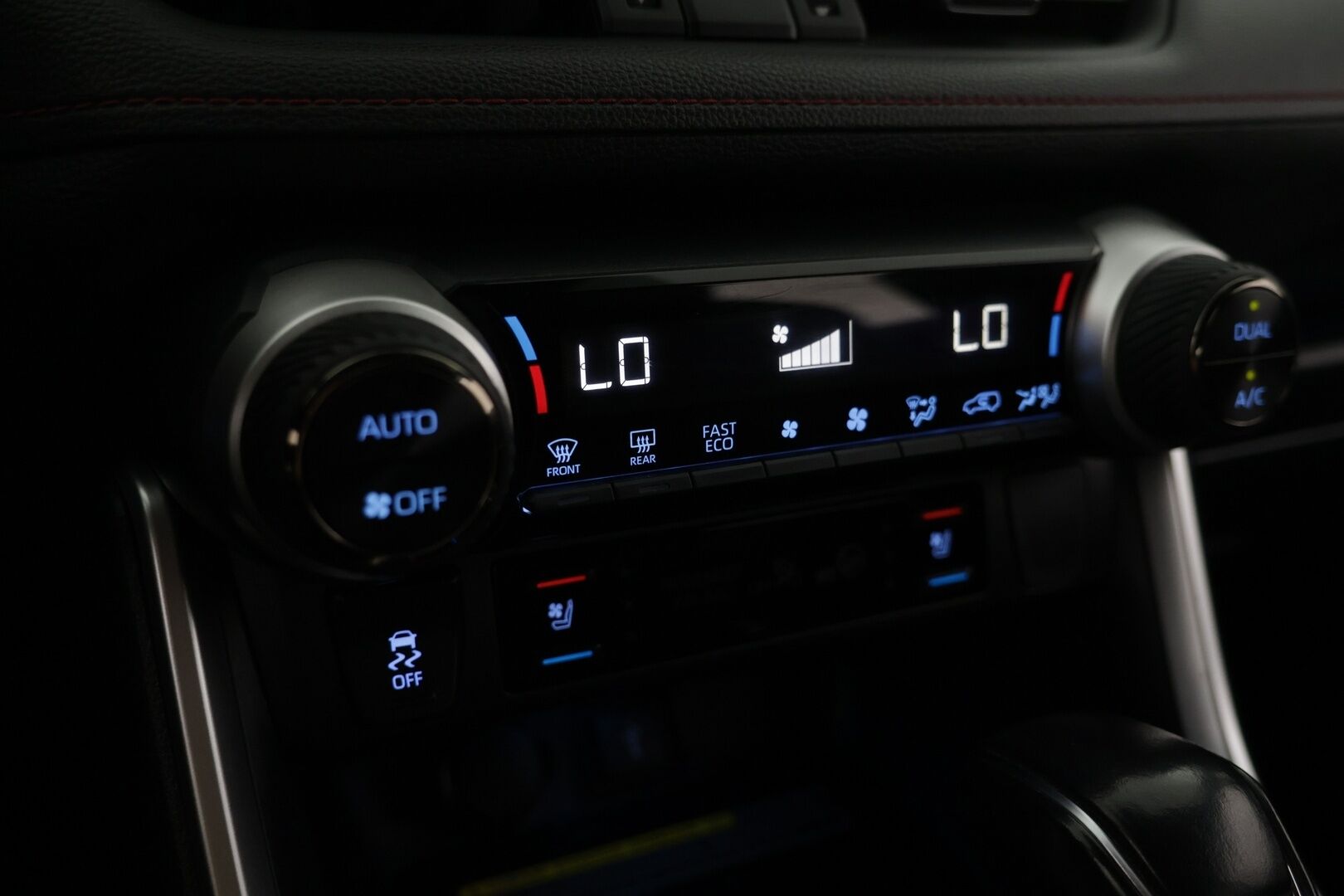 Toyota RAV4 2021 Hybrid 2,5 AWD-i Style Premium - *Ilmastoidut nahat / Muistipenkki / JBL / HUD / 360 kamera / ACC / Lane assist / Koukku*