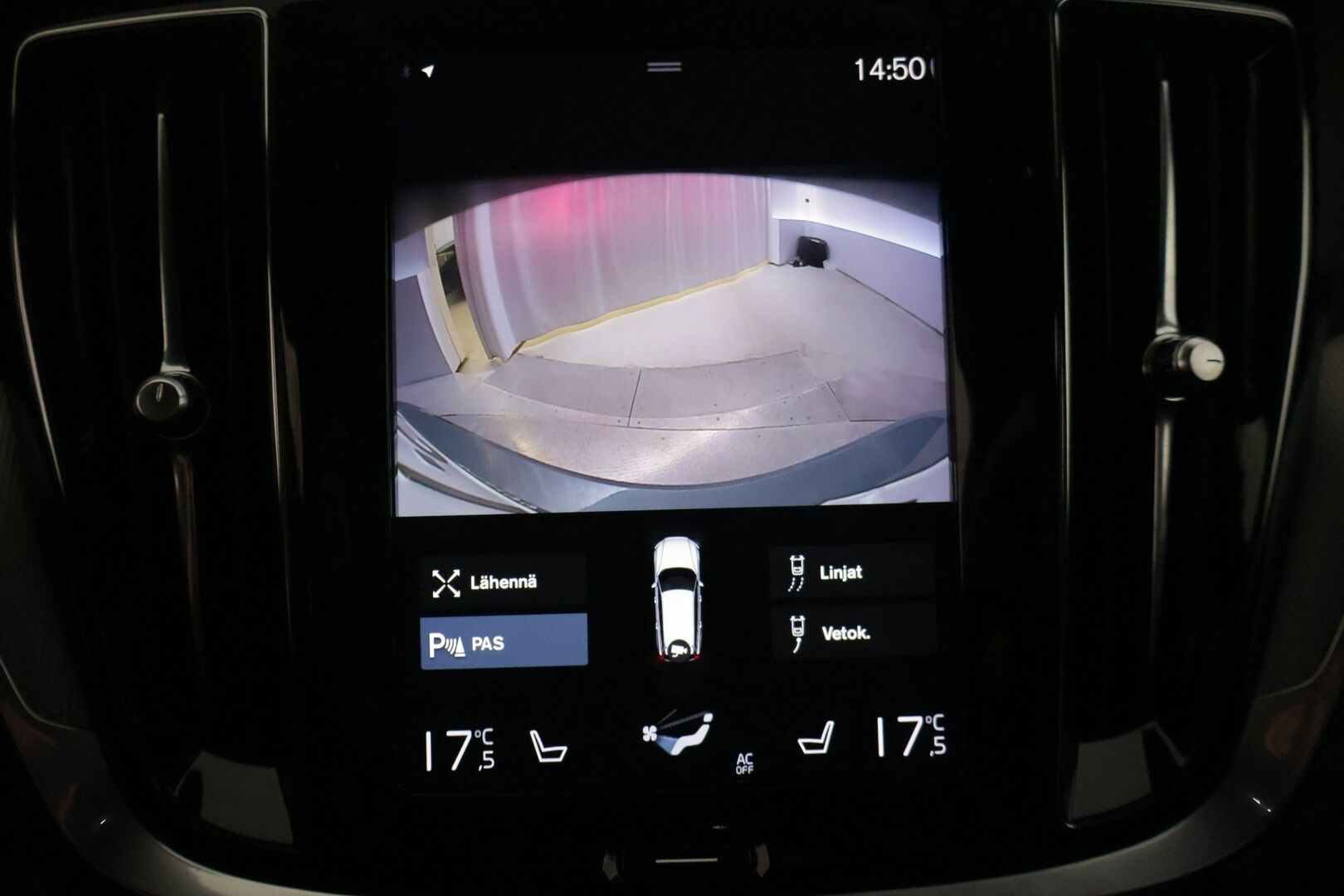 Volvo V60 2022 T6 AWD Long Range Plus Dark aut - KATSO VARUSTEET | ACC | R-Design sisä- ja ulkopaketti | Koukku | P.kamera | Ratinlämmitin | Sähk. Luukku | 