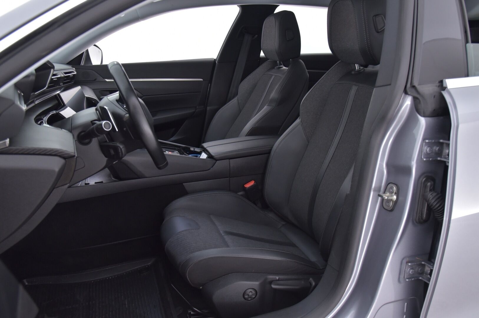 PEUGEOT 508 2020 SW Allure Hybrid 225 EAT8-aut *Adapt. vakkari / P.Kamera / Puolinahat / P.Kamera / Navi! *