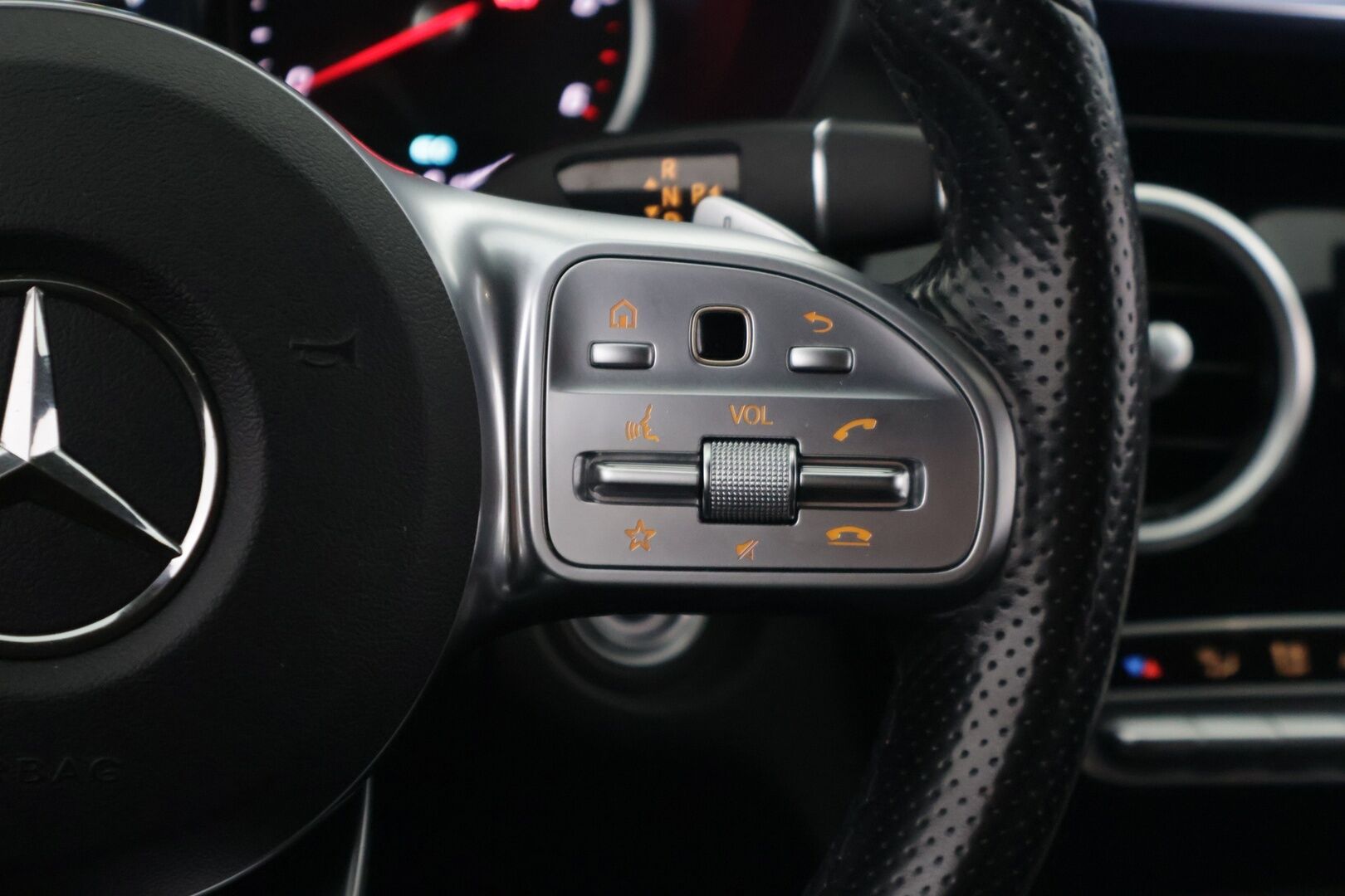 MERCEDES-BENZ C 2020 300 de T A EQ Power AMG *Adapt.Vakkari / Multibeam / Navi / Muistinahat / P.Kamera / BLIS / Koukku! * - JUURI SAAPUNUT *Upea / Taloudellinen / Farmari*