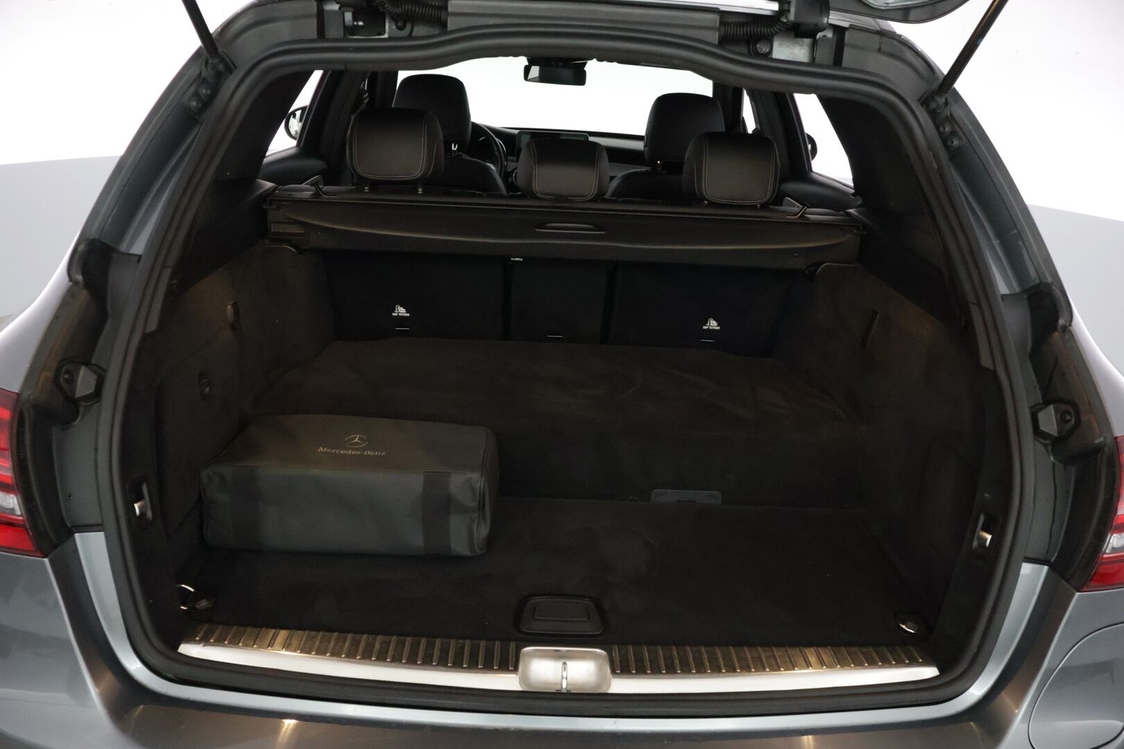 MERCEDES-BENZ C 2020 300 de T A EQ Power AMG *Adapt.Vakkari / Multibeam / Navi / Muistinahat / P.Kamera / BLIS / Koukku! * - JUURI SAAPUNUT *Upea / Taloudellinen / Farmari*