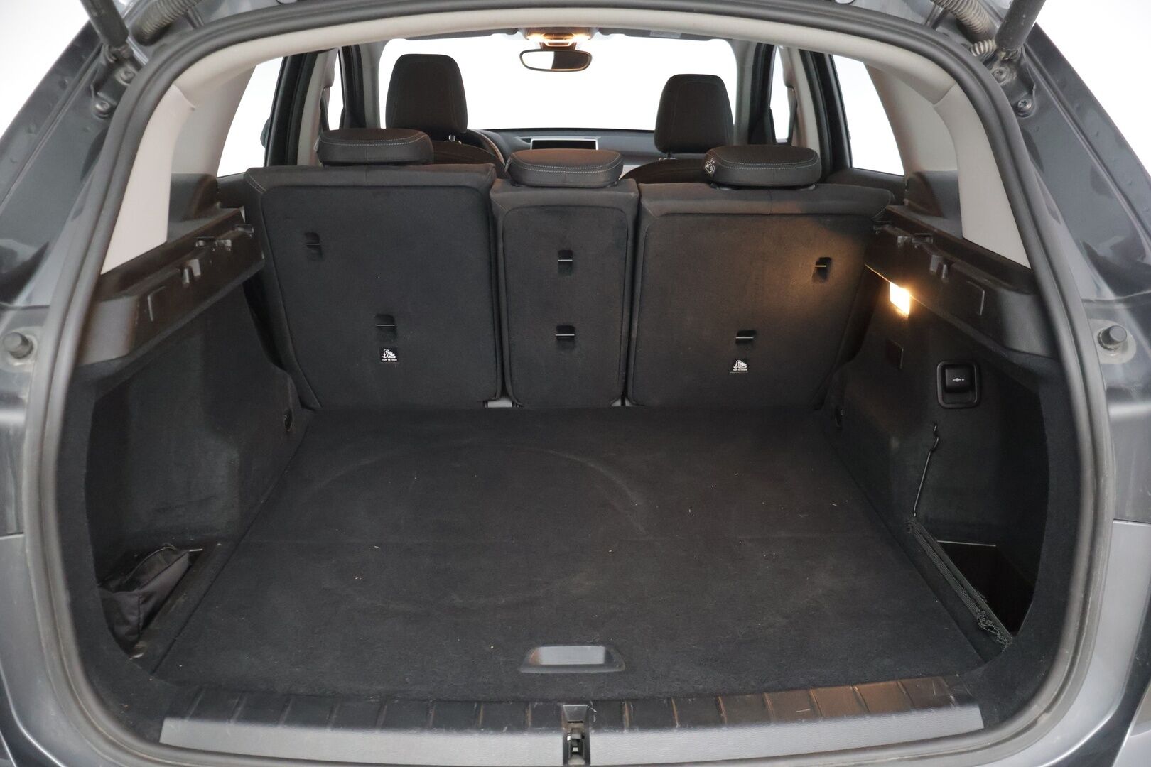 BMW X1 2021 xDrive25e Sport - | Adapt.vakkari | Prof.Navi | P-Kamera | Keyless | Sähköluukku Irroitettava vetokoukku |Juuri katsastettu | 2x renkaat | Isofix valmius | Avaimeton käynnistys |  
