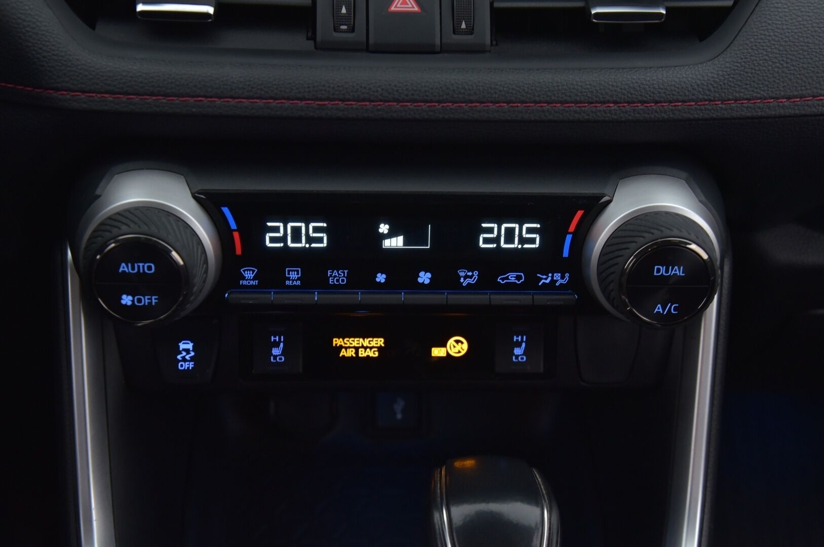 TOYOTA RAV4 PLUG-IN 2021 2,5 Hybrid AWD-i Style * Adapt.Vakkari / Kaistavahti / Katveavustin / Puolinahat / P.Kamera / Sähköluukku / Koukku *