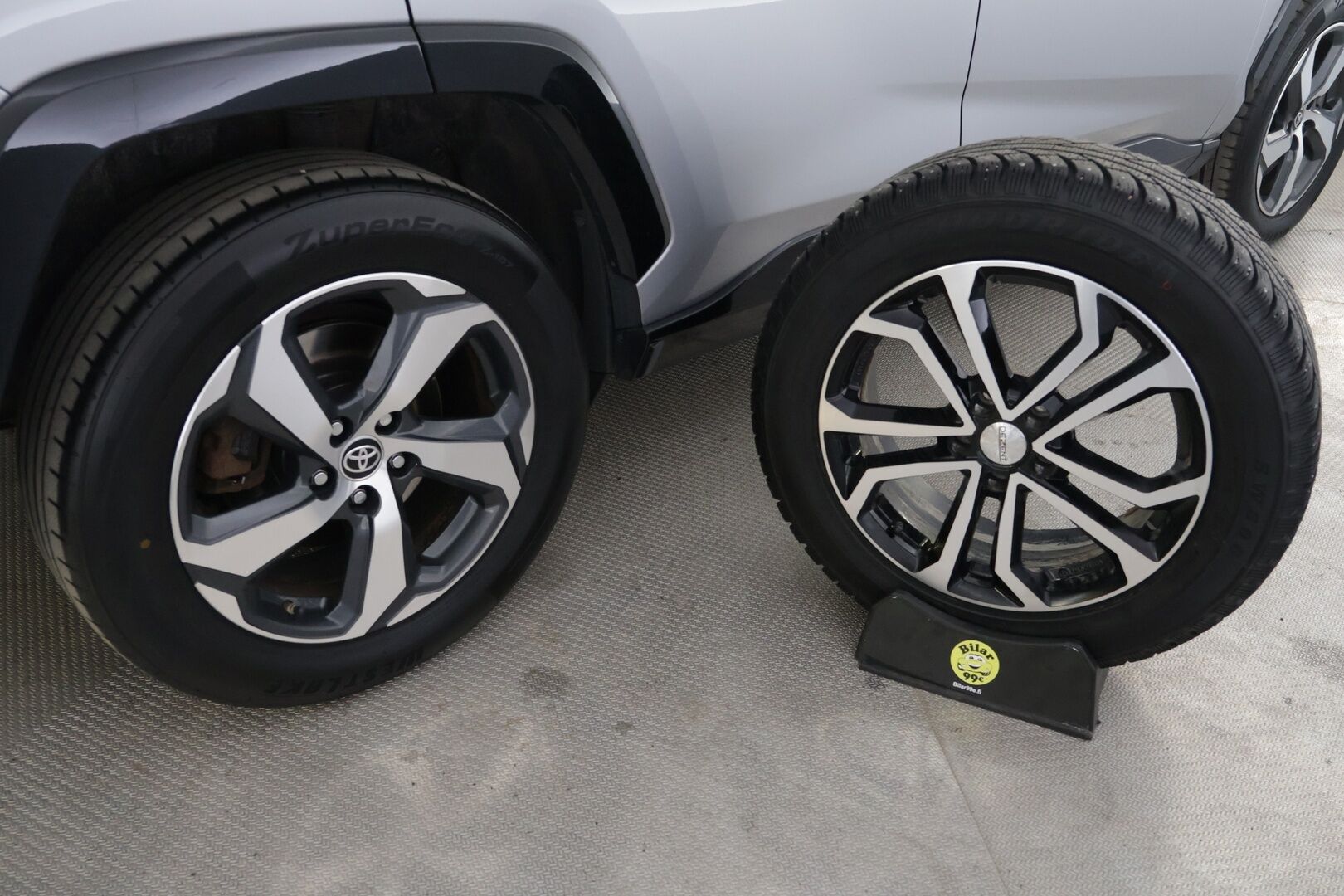 TOYOTA RAV4 PLUG-IN 2021 2,5 Hybrid AWD-i Style - Adapt.Vakkari | Kaistavahti | Katveavustin | puolinahat | P.kamera | Sähköluukku | Koukku 