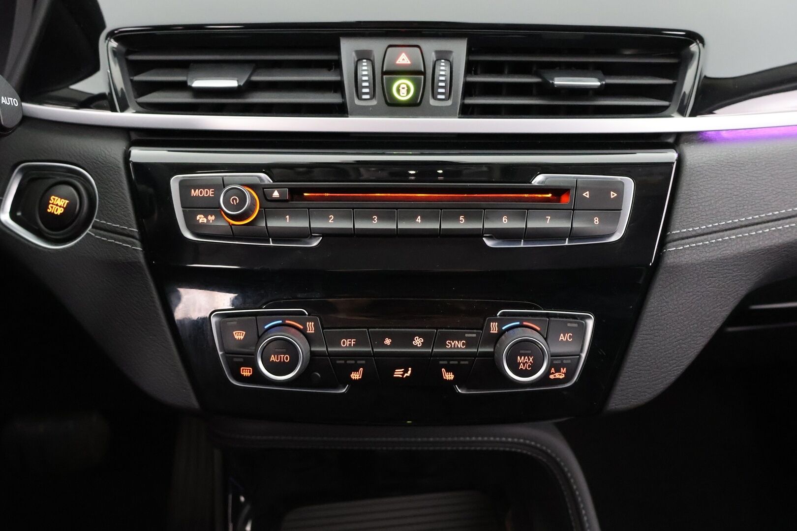 BMW X1 2020 F48 xDrive25e A Business Sport - Harman/Kardon | HUD | LED | Sporttipenkit | Vakkari 