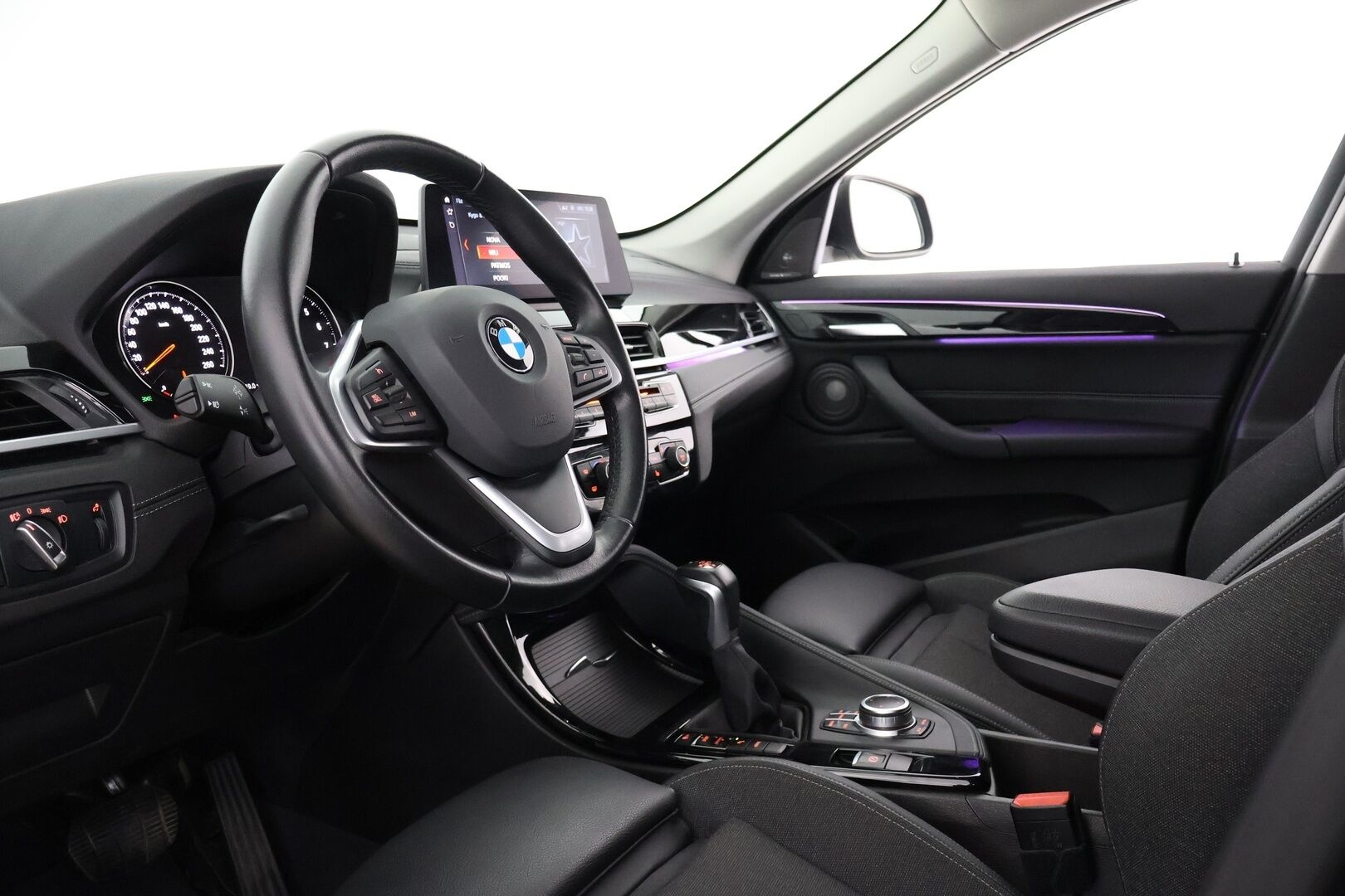 BMW X1 2020 F48 xDrive25e A Business Sport - Harman/Kardon | HUD | LED | Sporttipenkit | Vakkari 