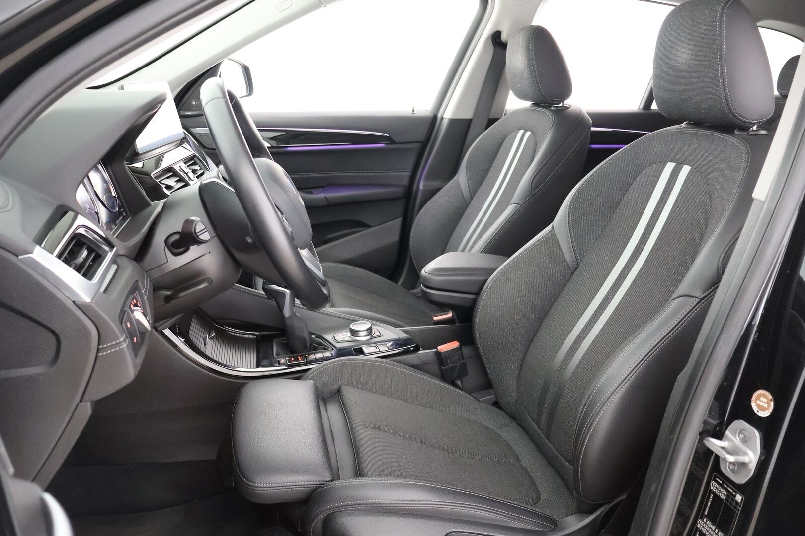 BMW X1 2020 F48 xDrive25e A Business Sport - Harman/Kardon | HUD | LED | Sporttipenkit | Vakkari 