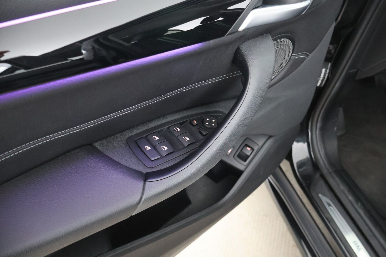 BMW X1 2020 F48 xDrive25e A Business Sport - Harman/Kardon | HUD | LED | Sporttipenkit | Vakkari 