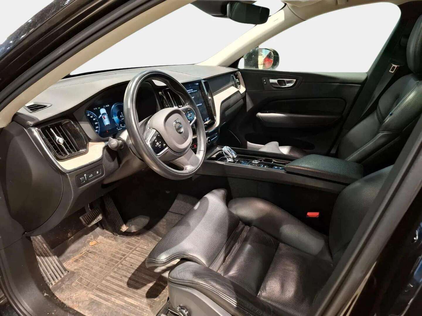 Volvo XC60 2020 T8 TwE Recharge AWD Inscription aut. *Adapt.Vakkari / Panorama / Sporttinahat / Muistipenkki / Kaistavahti / Keyless / Sähköluukku* - Hihna tehty / 2x alumiinivanteet / Tulossa myyntiin! - HULLU BLACKWEEK KORKOTARJOUS 2,49%