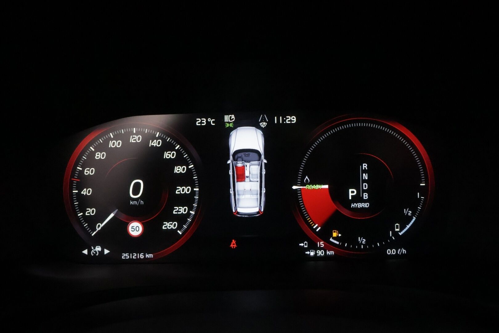 Volvo V60 2019 T8 AWD R-Design aut - Webasto | ACC | Nahka-Alcantara | Panorama | Peruutuskamera | Full LED | Sähköluukku | Huippuvarusteet | Juuri tullut Tampereelle!