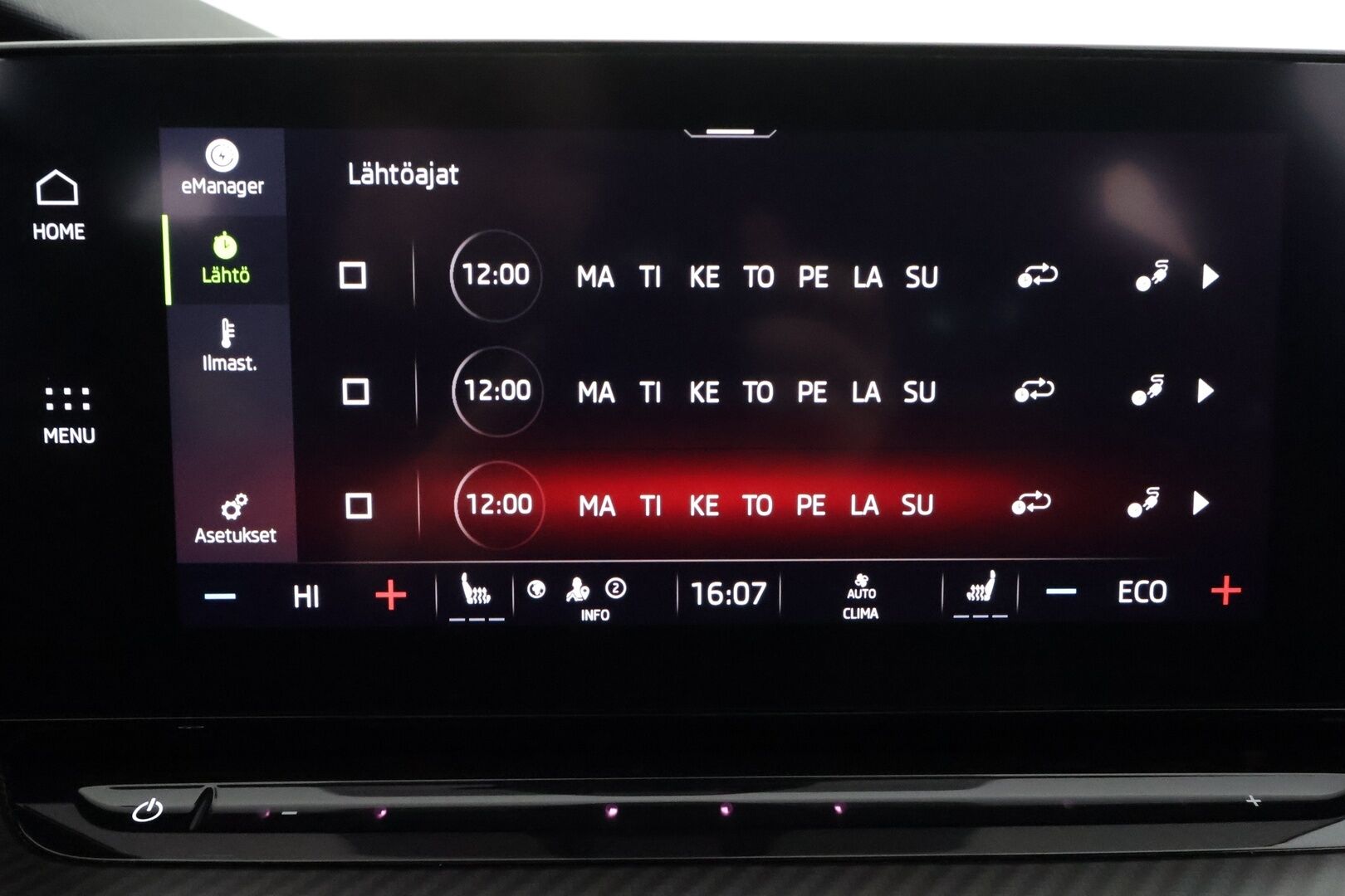 Skoda Octavia 2024 Combi 1.4 TSI PHEV RS iV DSG * ACC / P.kamera / Matrix LED / Muistipenkit hieronnalla / Navi / Webasto / KeylessGo / Sähköluukku * - 1.Om Suomi-auto / Akku kuntoatarkistettu / Kahdet renkaat aluvanteilla / Merkkihuollettu