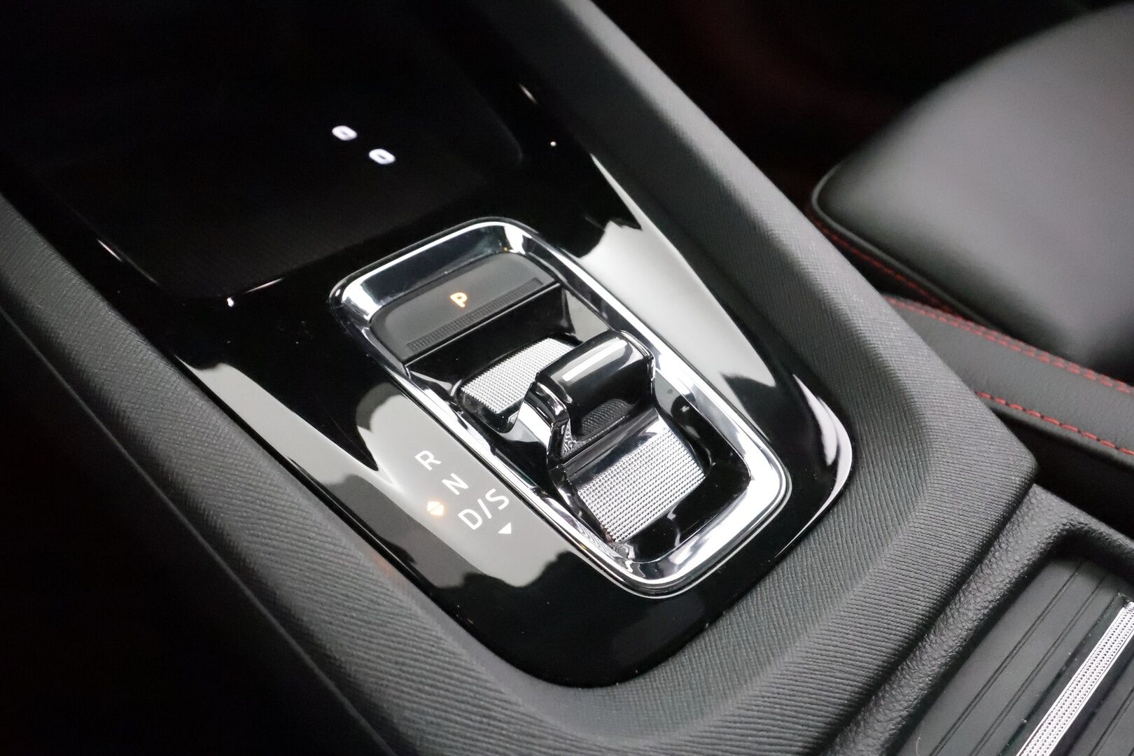 Skoda Octavia 2024 Combi 1.4 TSI PHEV RS iV DSG * ACC / P.kamera / Matrix LED / Muistipenkit hieronnalla / Navi / Webasto / KeylessGo / Sähköluukku * - 1.Om Suomi-auto / Kahdet renkaat aluvanteilla / Merkkihuollettu - HULLU BLACKWEEK KORKOTARJOUS 2,49%