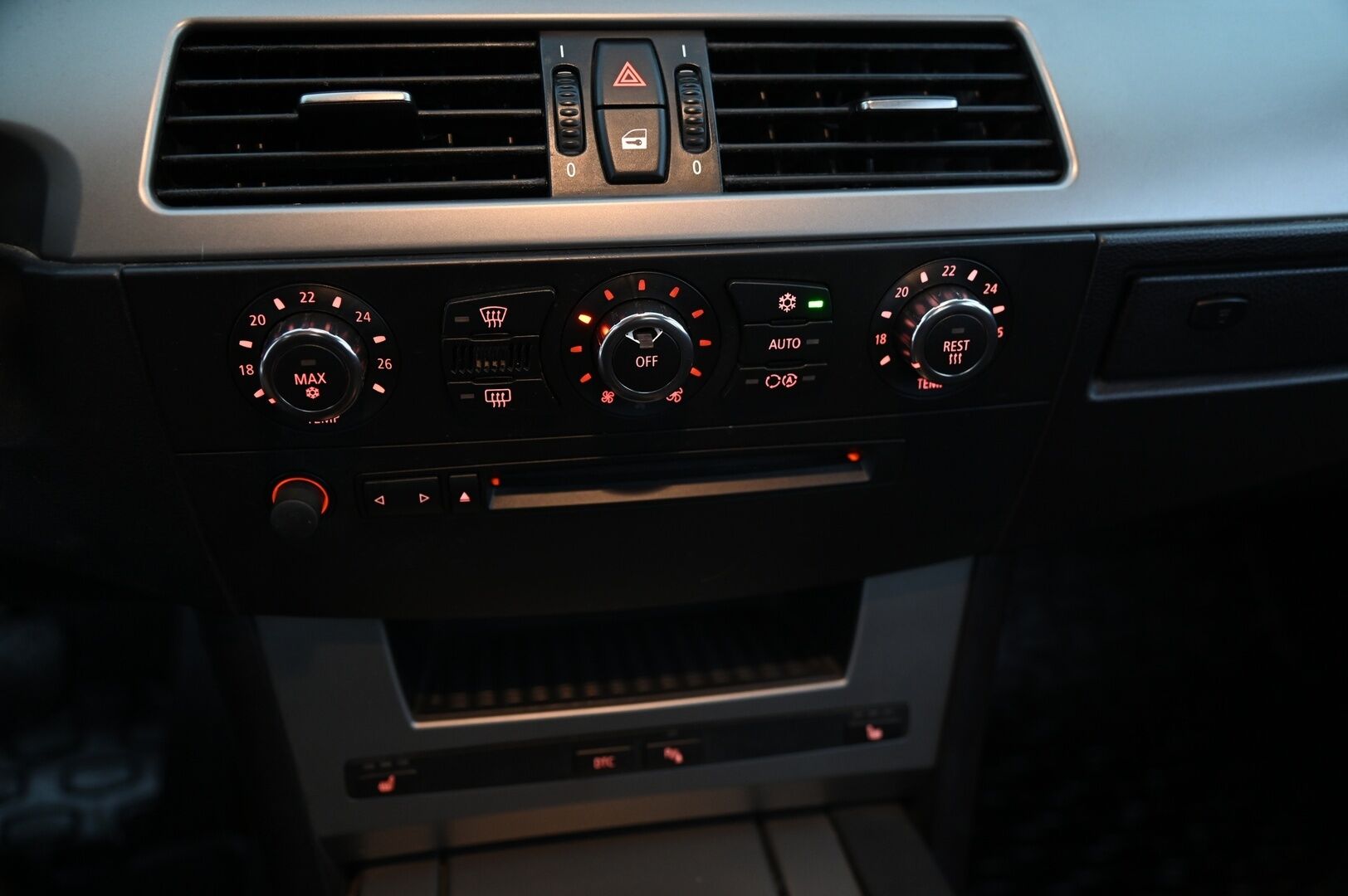BMW 523 2006 E60 i *Myydään Huutokaupat.com*
