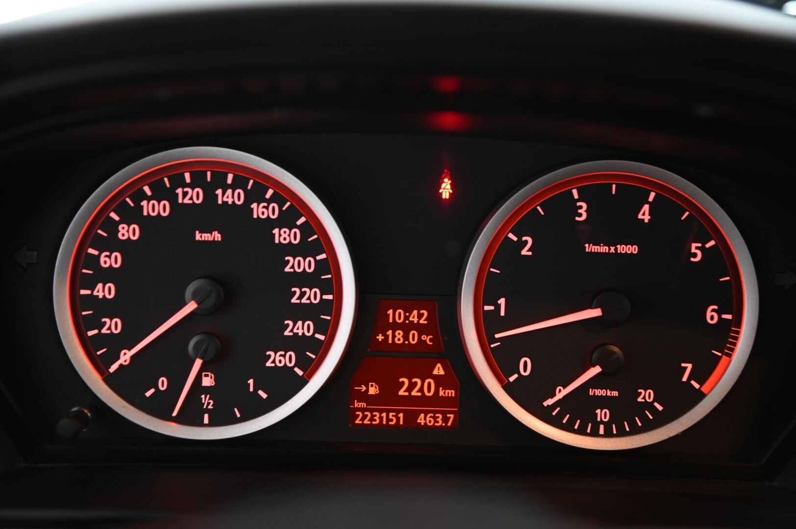 BMW 523 2006 E60 i *Myydään Huutokaupat.com*