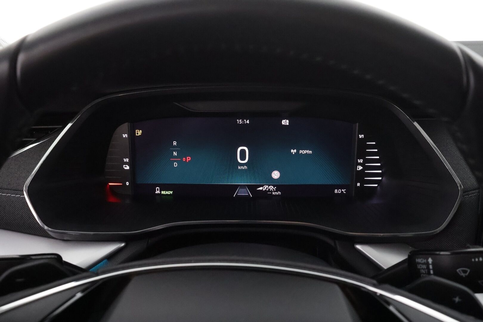 Skoda Octavia 2023 Combi 1.4 TSI PHEV Style iV DSG * ACC / HUD / Matrix LED / Hierovat penkit / Webasto / Navi * - 1.Om Suomi-auto / Akku kuntotarkastettu / Kahdet renkaat aluvanteilla