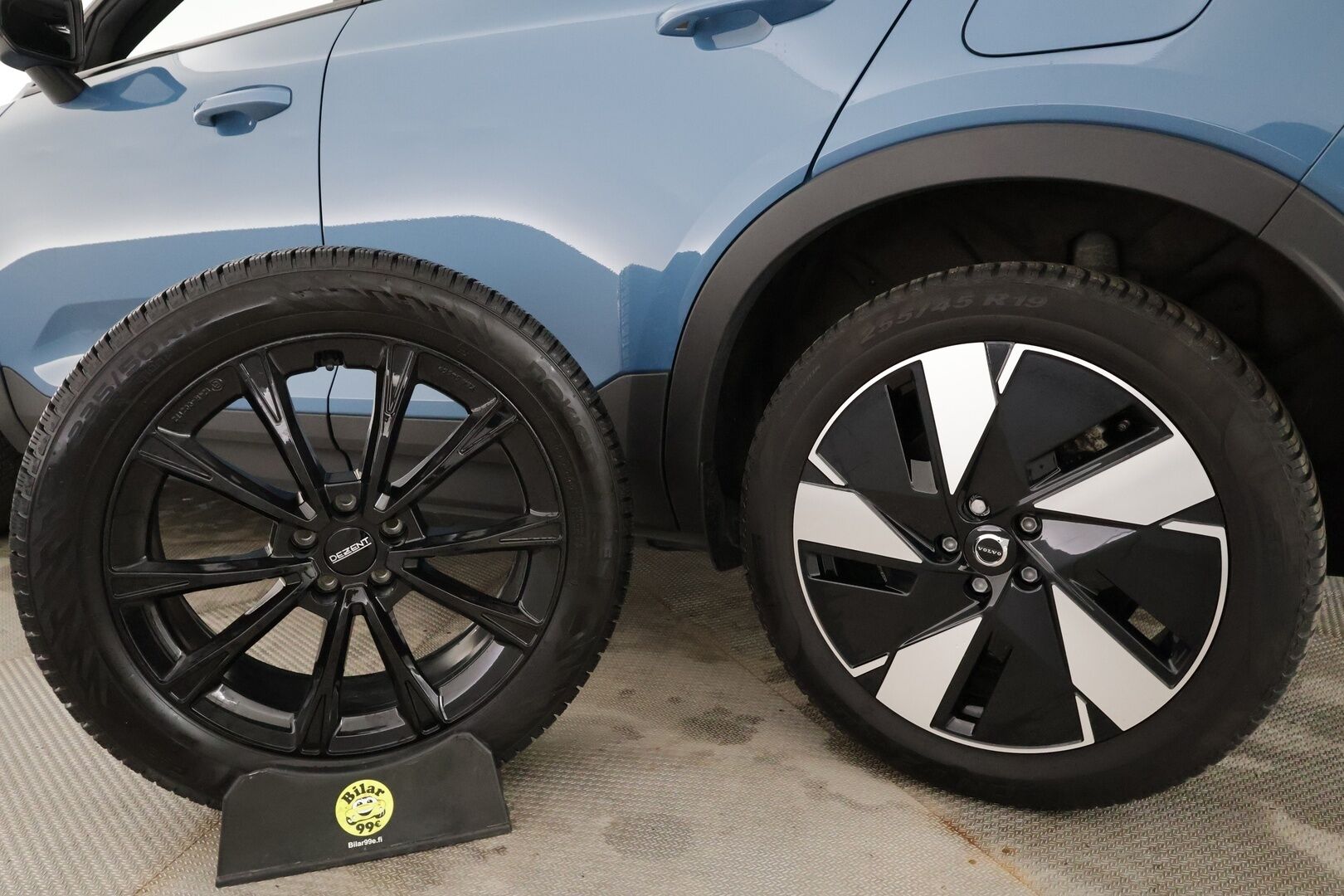 Volvo XC40 2024 Recharge Single Plus Extended Range - | ACC | Pilot assist | P.kamera | LED | Digimittaristo | Lämpöpumppu | Sporttipenkit | Keyless | Kahdet renkaat | 1.om Suomi-auto |