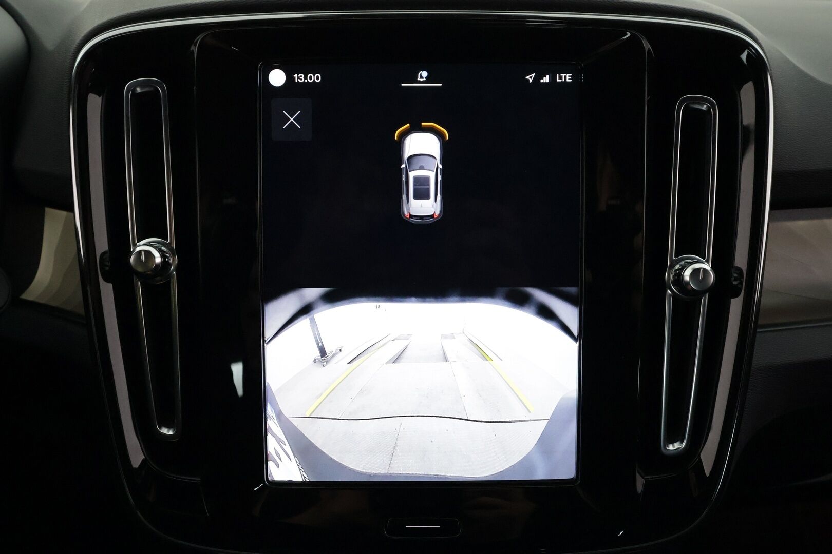 Volvo XC40 2024 Recharge Single Plus Extended Range - | ACC | Pilot assist | P.kamera | LED | Digimittaristo | Lämpöpumppu | Sporttipenkit | Keyless | Kahdet renkaat | 1.om Suomi-auto |