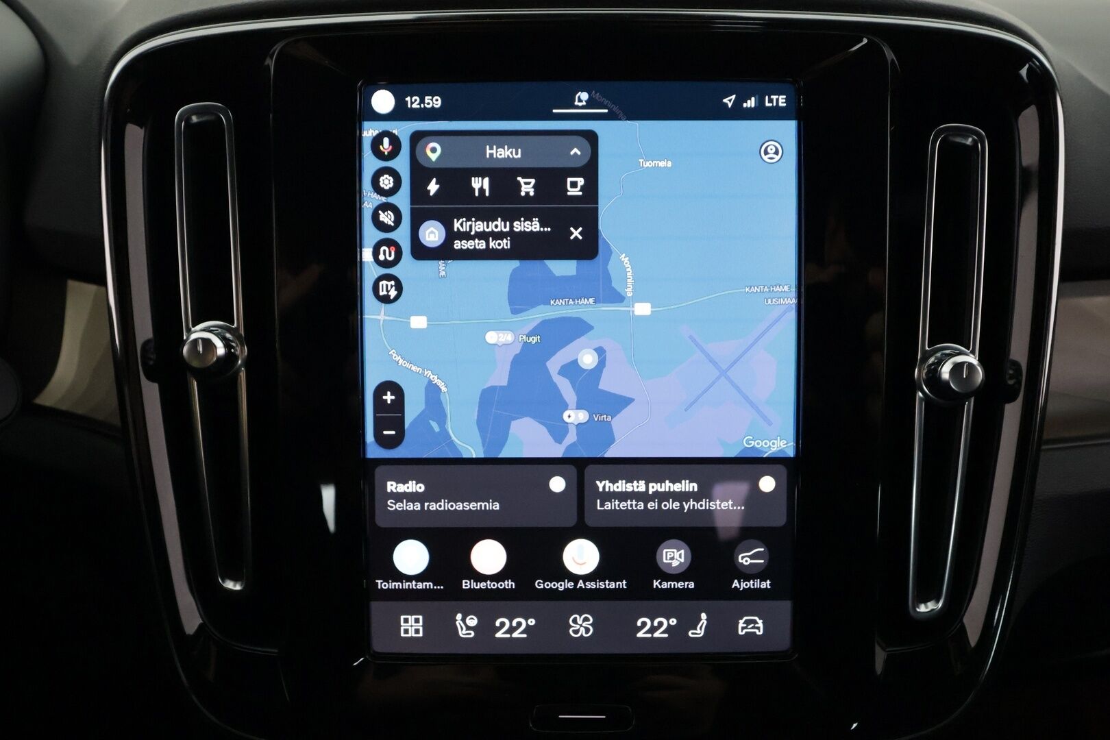 Volvo XC40 2024 Recharge Single Plus Extended Range - | ACC | Pilot assist | P.kamera | LED | Digimittaristo | Lämpöpumppu | Sporttipenkit | Keyless | Kahdet renkaat | 1.om Suomi-auto |