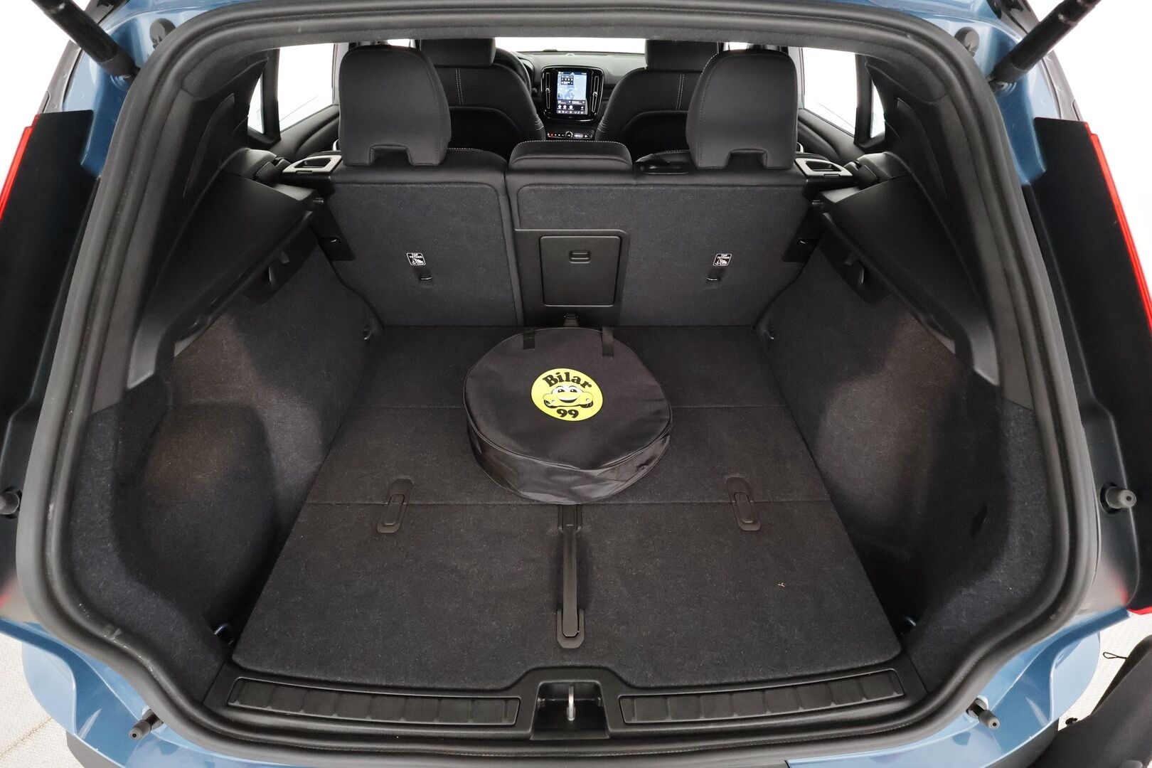 Volvo XC40 2024 Recharge Single Plus Extended Range - | ACC | Pilot assist | P.kamera | LED | Digimittaristo | Lämpöpumppu | Sporttipenkit | Keyless | Kahdet renkaat | 1.om Suomi-auto |