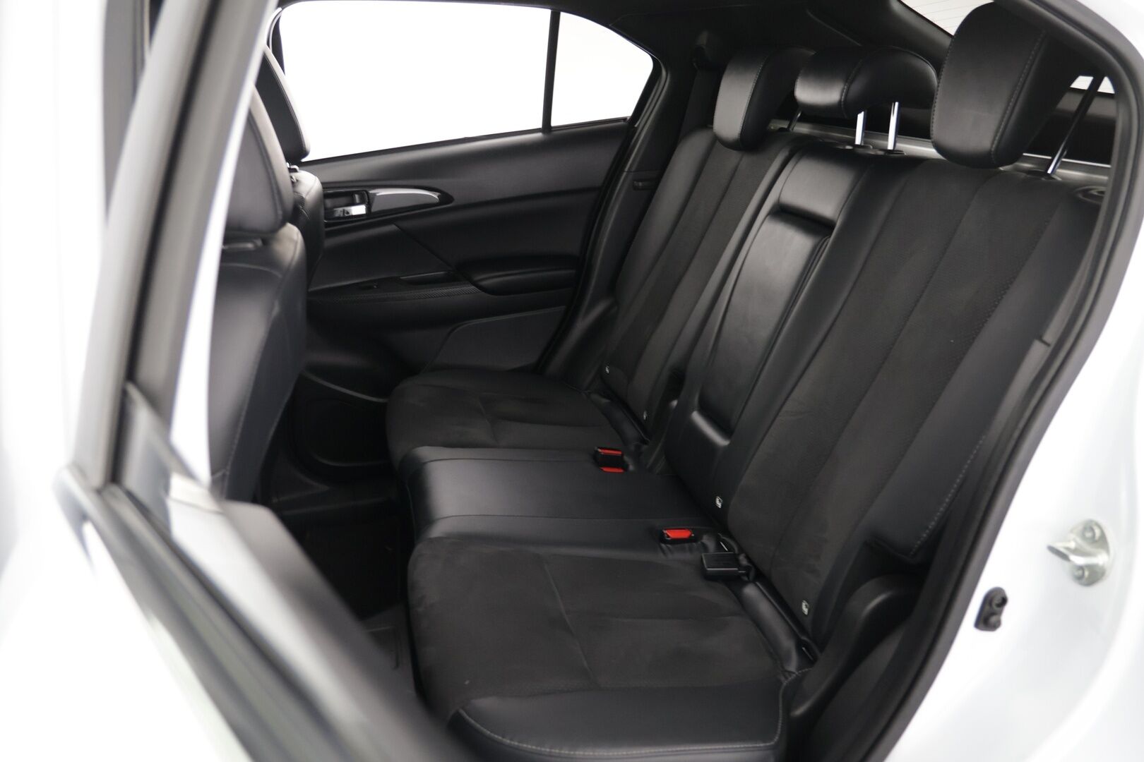 Mitsubishi ECLIPSE CROSS 2021 2.4 PHEV Cross Intense 4WD - | ACC | Huippukilsat | Sähköpenkit |