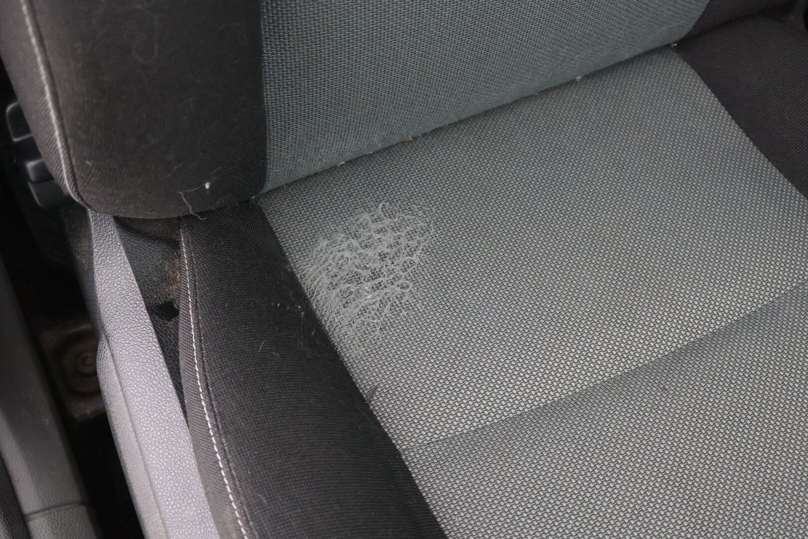 Ford Focus 2010 1,8 125 hv FlexiFuel Trend Design M5 Wagon / YritysOutlet - Myydään vain yrityksille - Tuore Leima / 2x renkaat ja huoltokirja!